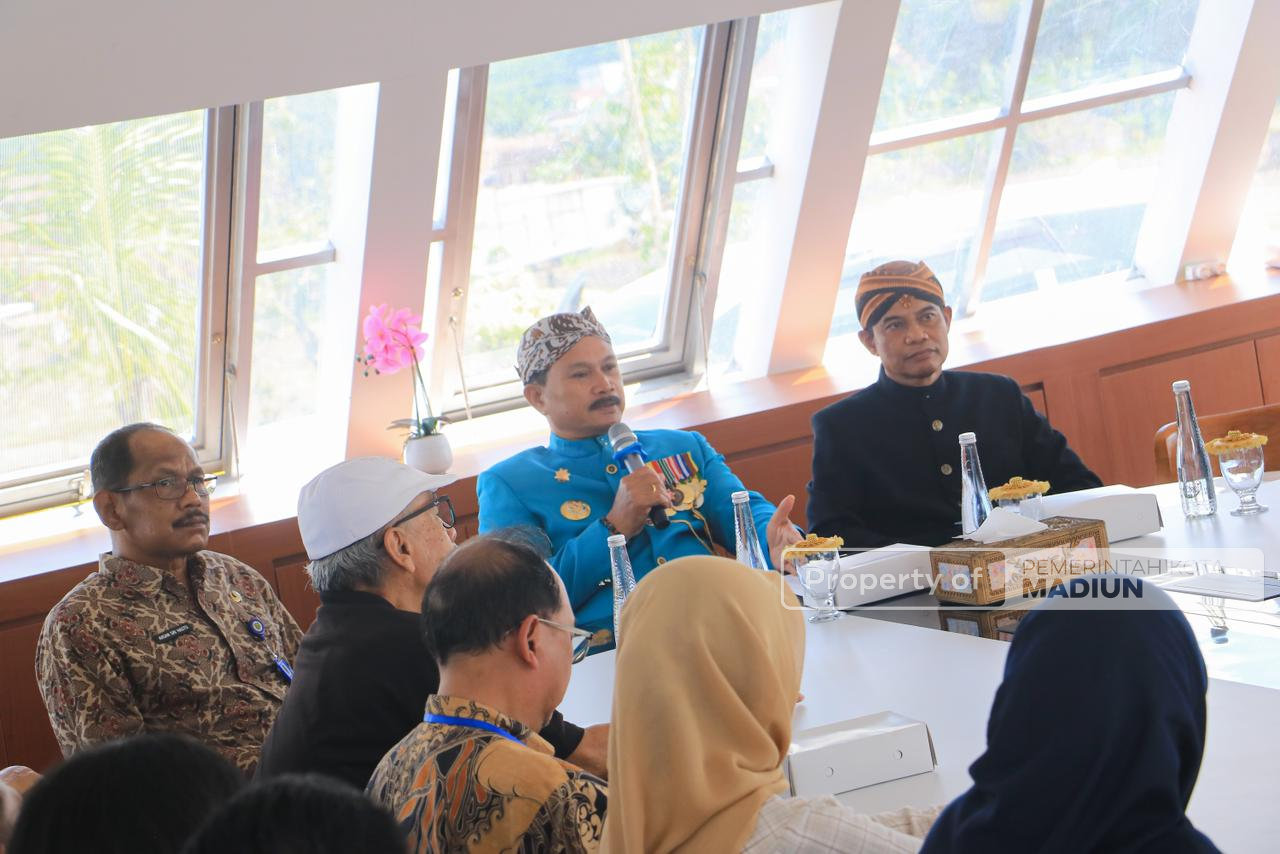 Pemkot Madiun Evaluasi Kinerja Penyedia Jasa Konstruksi dan Catering, Tegaskan Transparansi dan Pengelolaan Sampah