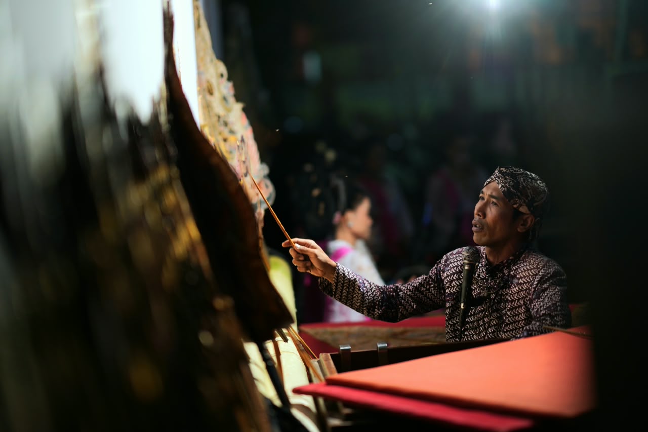 Apresiasi Pagelaran Wayang HUT Dewan, Plt Wali Kota Juga Sampaikan Rencana Pola Pembangunan Berbasis Kelurahan