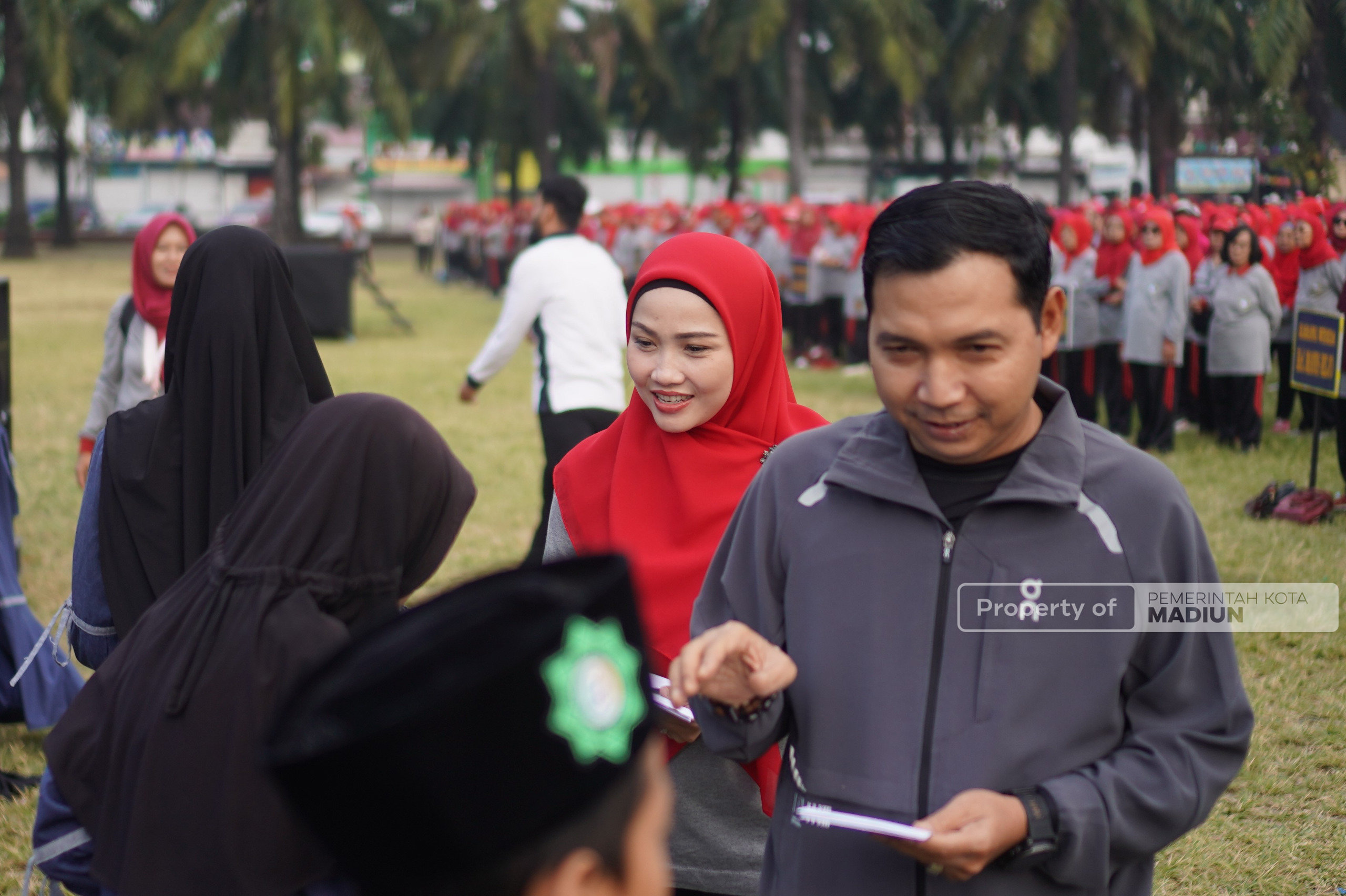Plt Wali Kota Madiun Wujudkan Lansia Tangguh dan Tumbuh melalui Senam Bersama di Alun-Alun