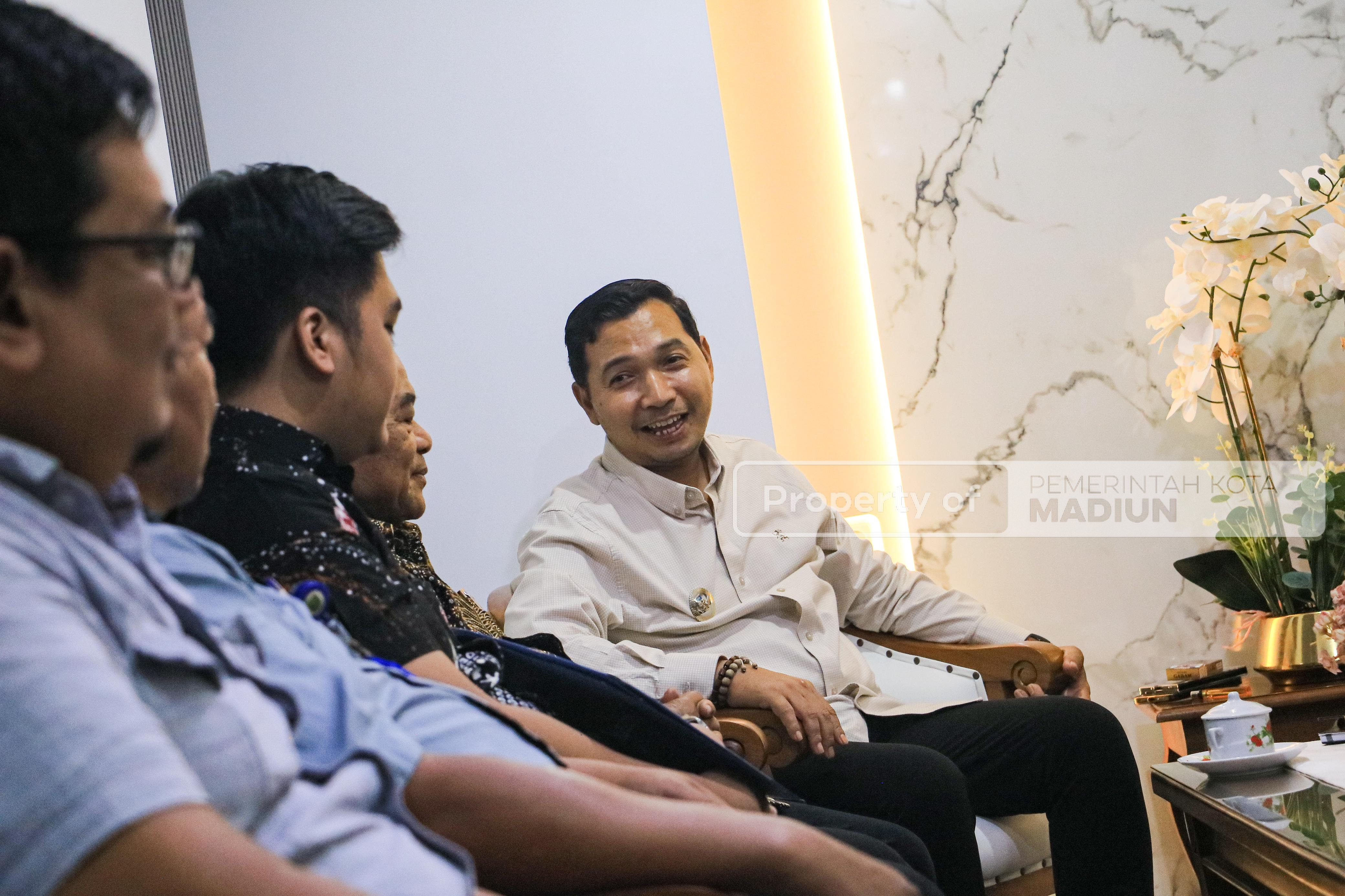 Terima Audiensi Terkait PBG dan Andalalin, Wawali Tegaskan Proses Wajib Sesuai Regulasi