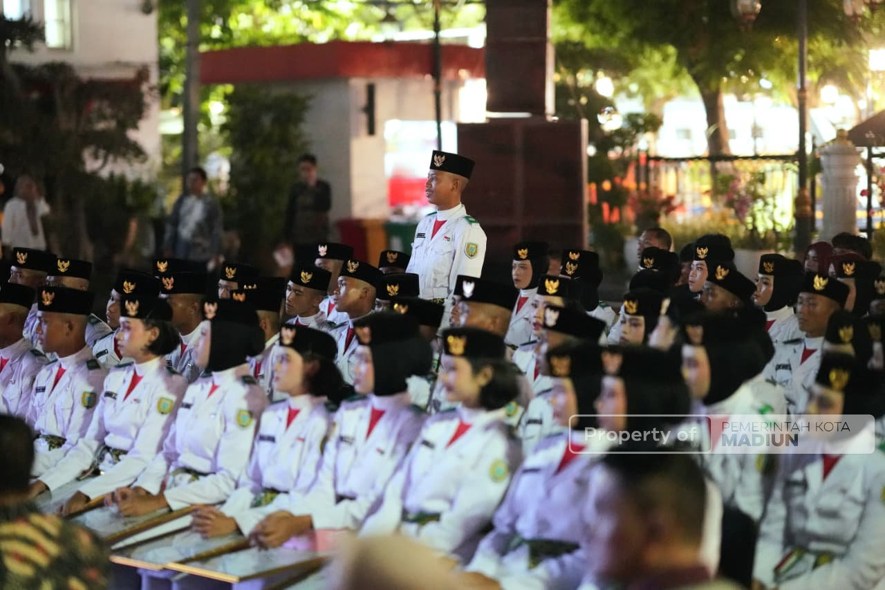 Malam Kenegaraan di Kota Madiun, Plt Wali Kota Ajak Perkuat Gotong Royong dan Peduli Sesama