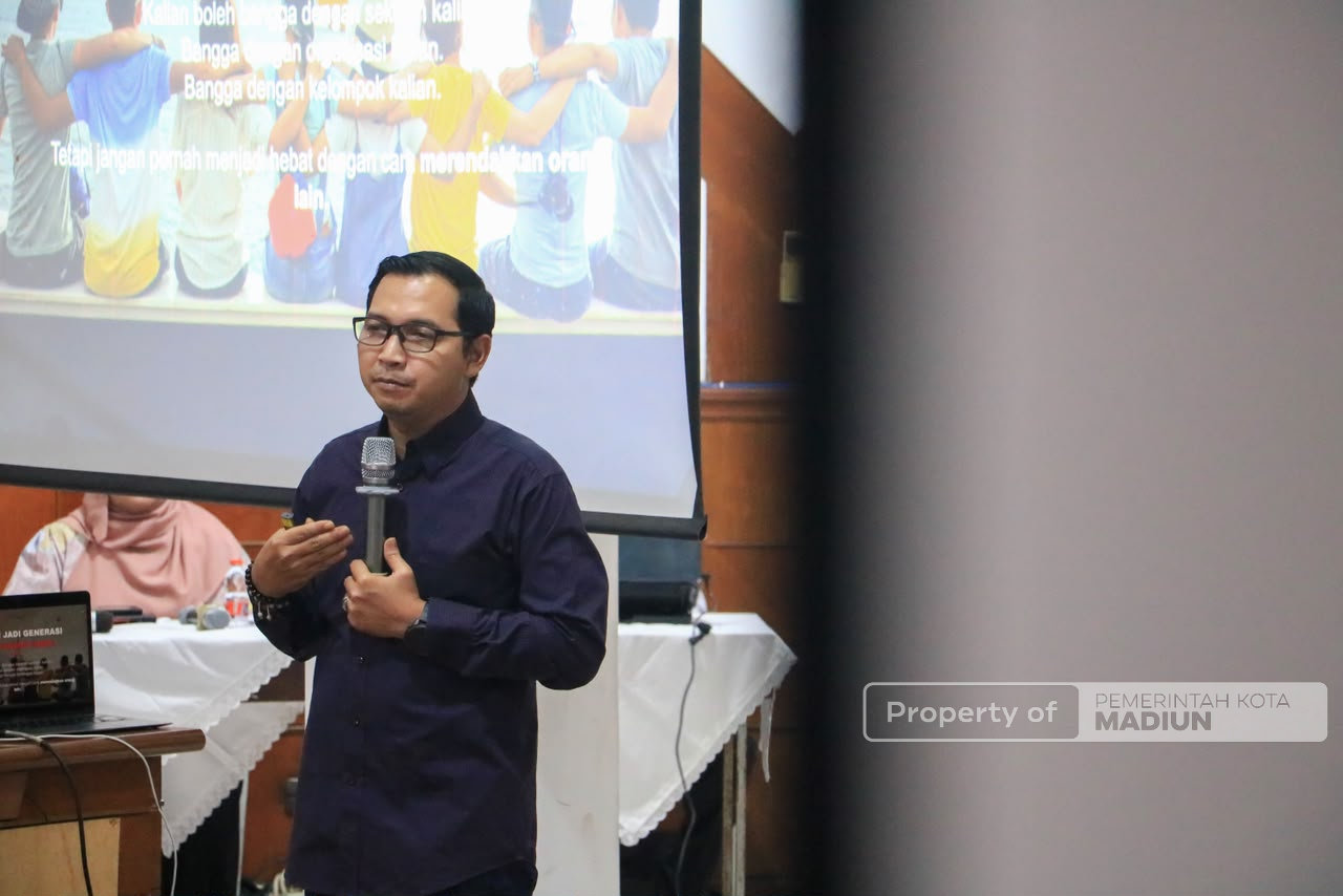 Bekali Materi Calon Paskibraka, Plt Wali Kota Harap Paskibraka Tetap Berkontribusi Usai Tugas Upacara
