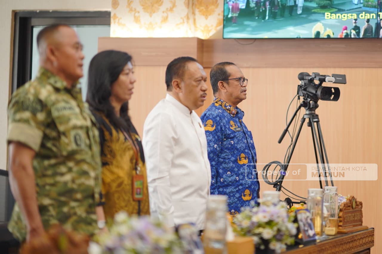 Jawab Pandangan Fraksi-Fraksi DPRD, Plt Wali Kota Tegaskan Komitmen Perkuat Tata Kelola Keuangan Daerah