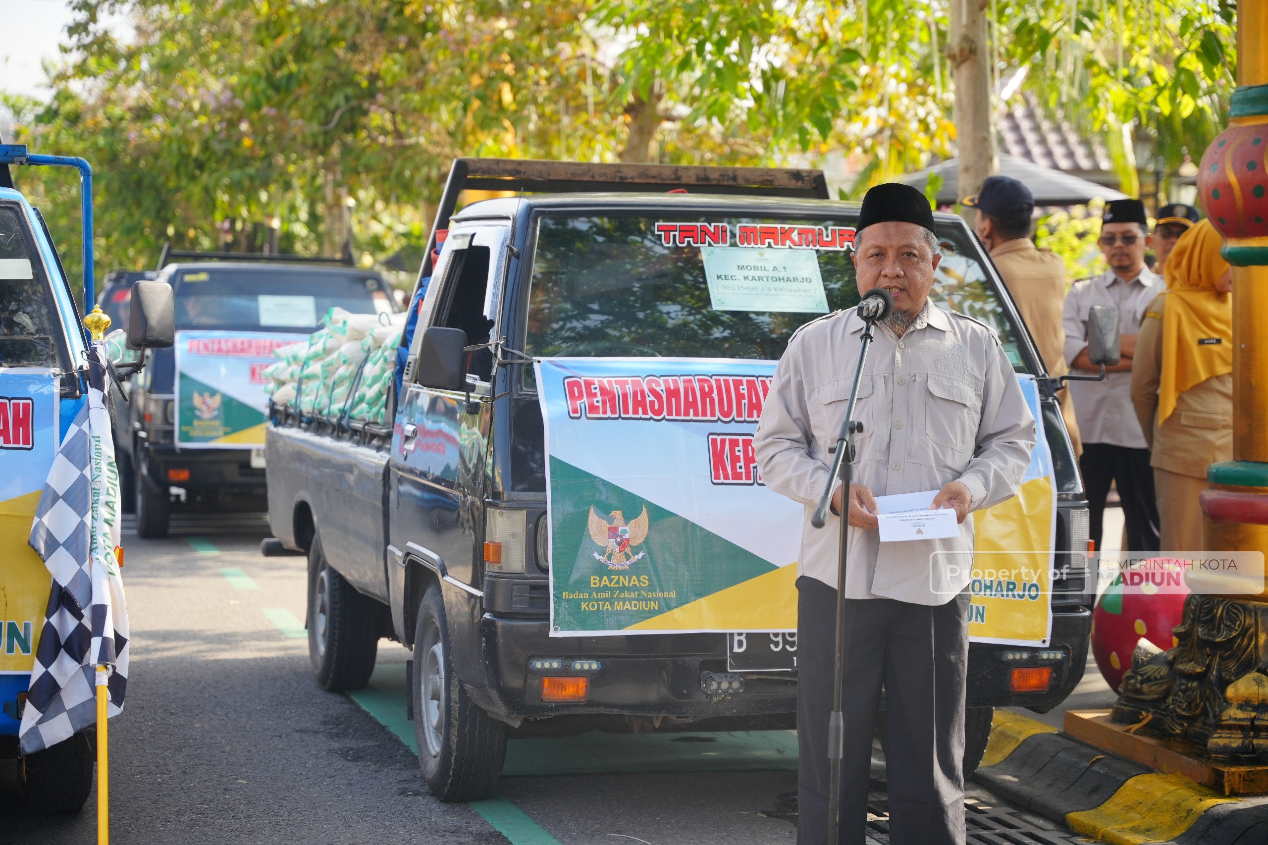 Pimpin Apel Pejabat dan Berangkatkan Penyaluran Beras Zakat Fitrah, Plt Wali Kota Madiun Pesan Pelayanan Tetap Optimal