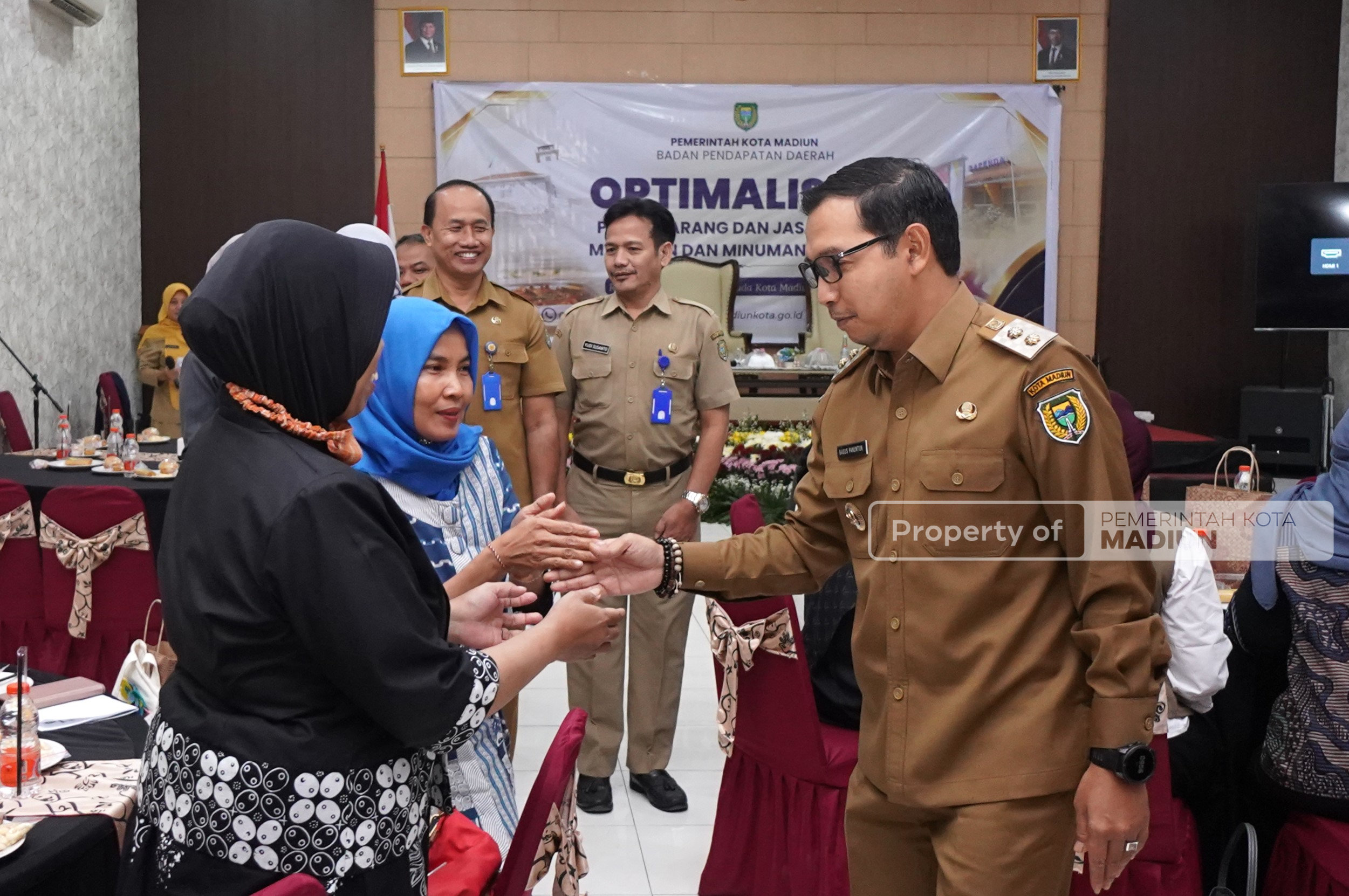 Buka Sosialisasi Optimalisasi PBJT, Plt Wali Kota Perkuat Kepatuhan Wajib Pajak