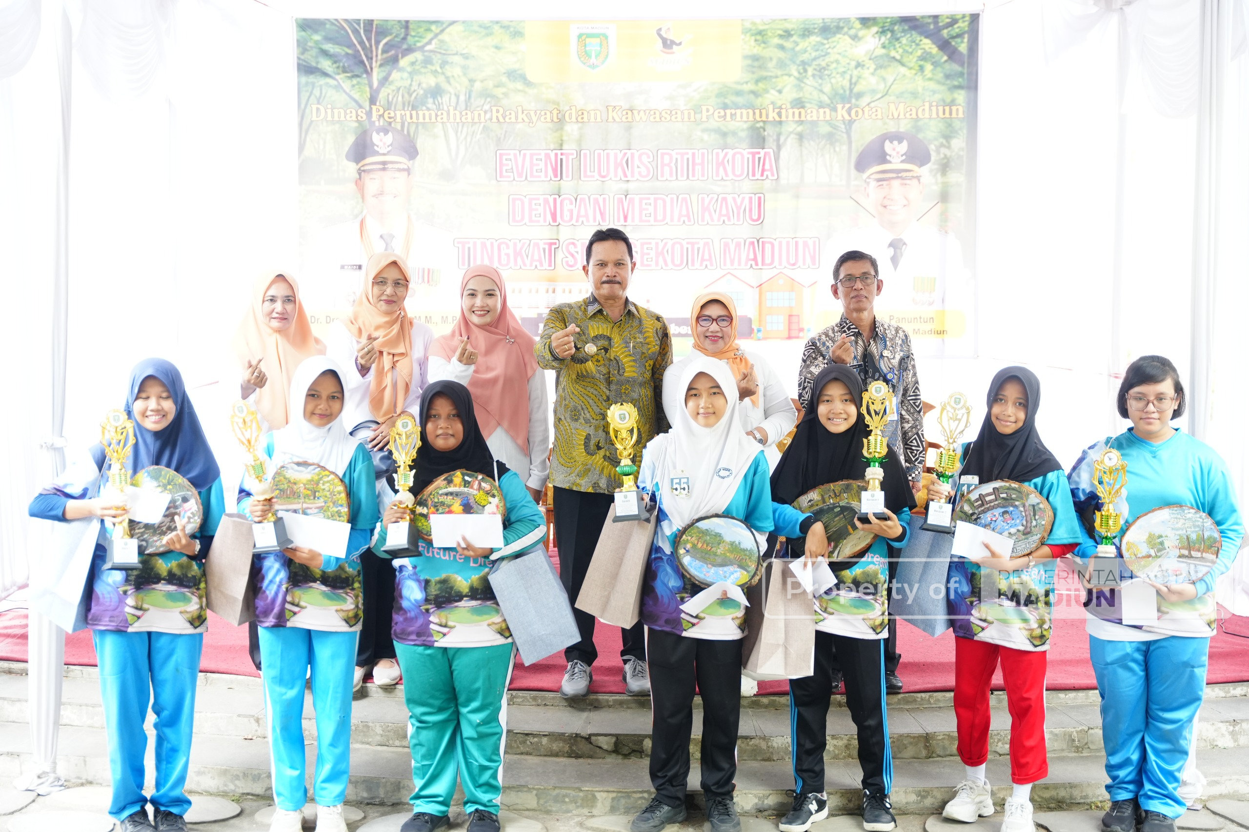 RTH Kota Madiun Jadi Wadah Kreativitas Pelajar, Wali Kota Dorong Seni Anak untuk Pelestarian Lingkungan