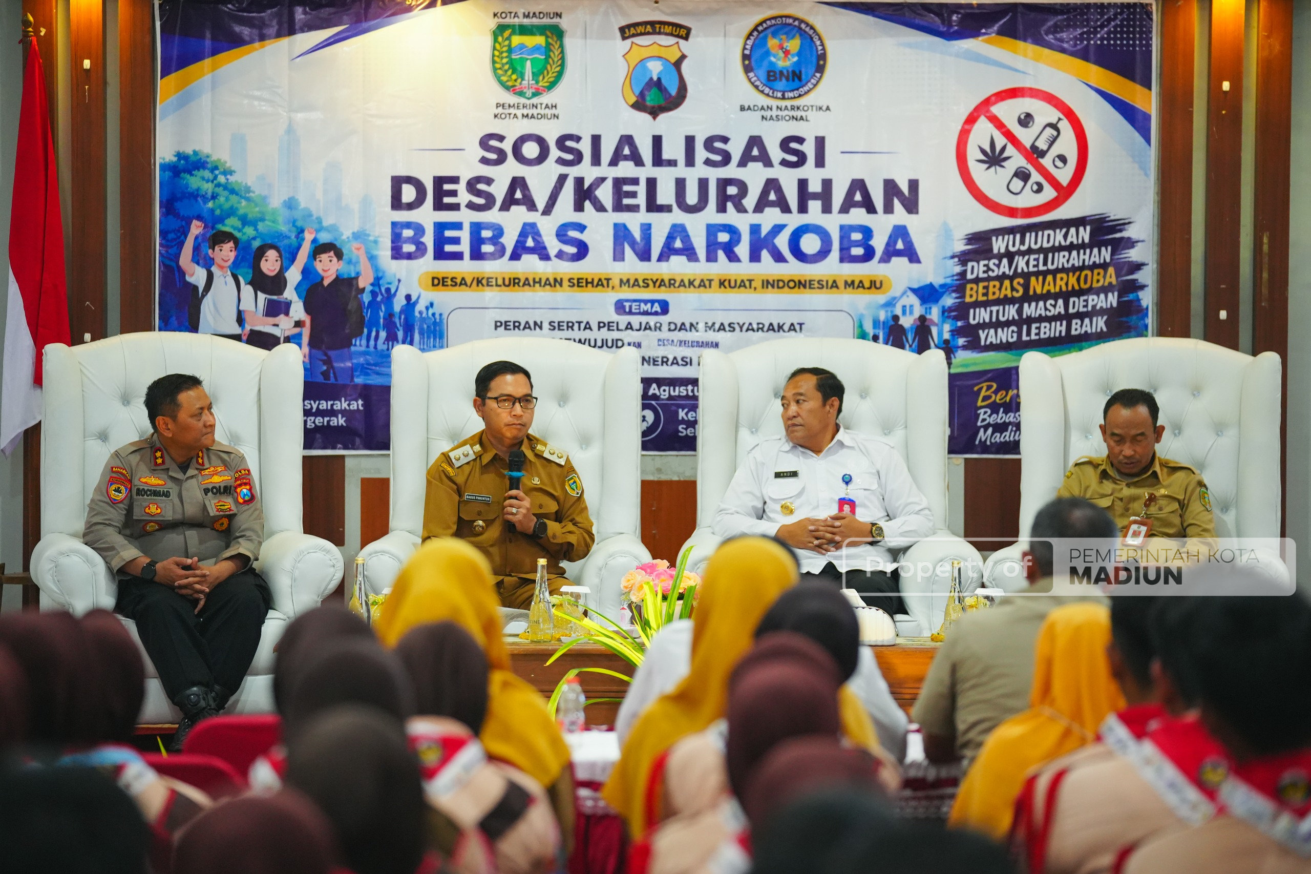 Plt Wali Kota Dorong Peran Masyarakat Wujudkan Kelurahan Bersinar