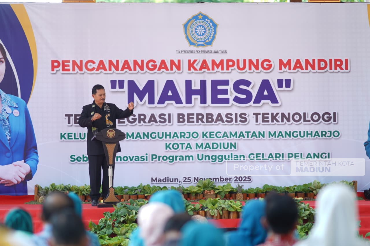 Hadiri Pencanangan Kampung Mandiri Mahesa Terintegrasi Berbasis Teknologi, Arumi: Perubahan dan Peningkatan Luar Biasa!