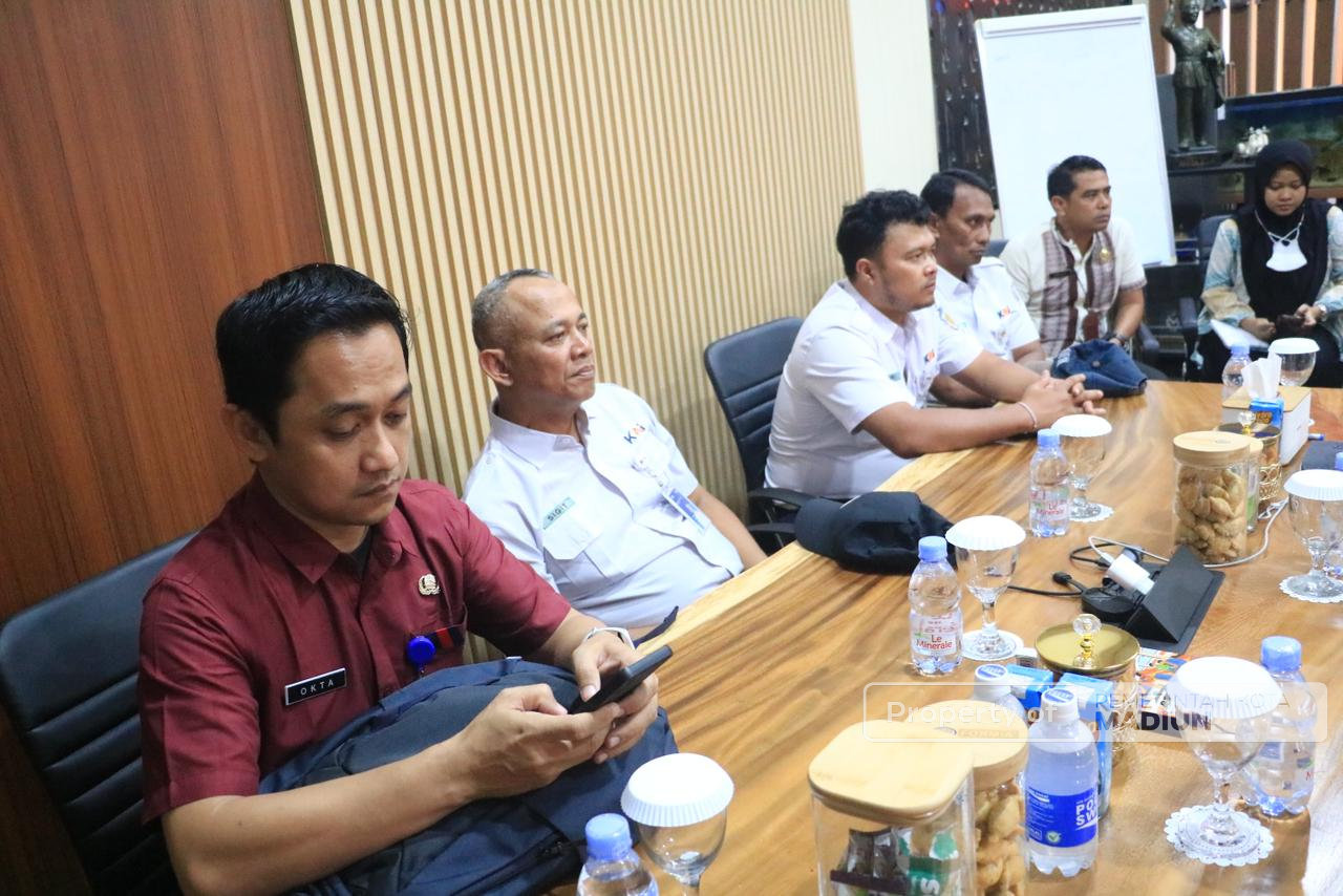 Sinergi dengan PT KAI Diperkuat, Plt Wali Kota Madiun Dorong Penataan Kawasan Stasiun