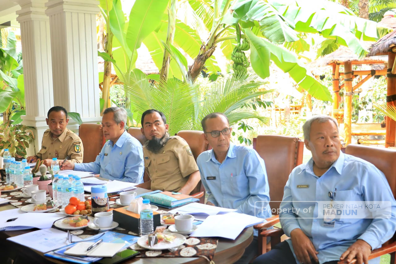 Dorong Perumda Tirta Taman Sari Lebih Profesional, Plt Wali Kota Tekankan Fokus pada Pelayanan