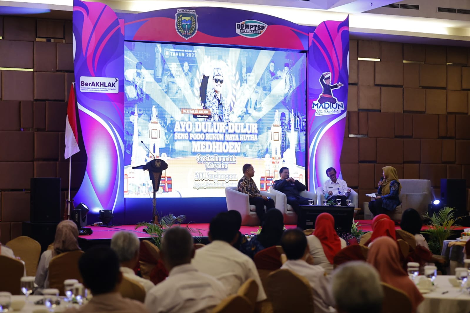 Jadi Narasumber Seminar Penanaman Modal, Wali Kota Sampaikan Daya Tarik Kota Untuk Gaet Investor