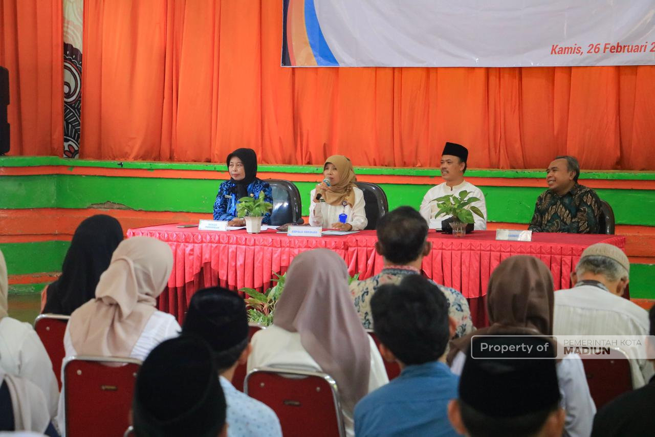Tingkatkan Kualitas dan Transparasi Layanan, SMP Negeri 6 Madiun Gelar Forum Komunikasi Publik