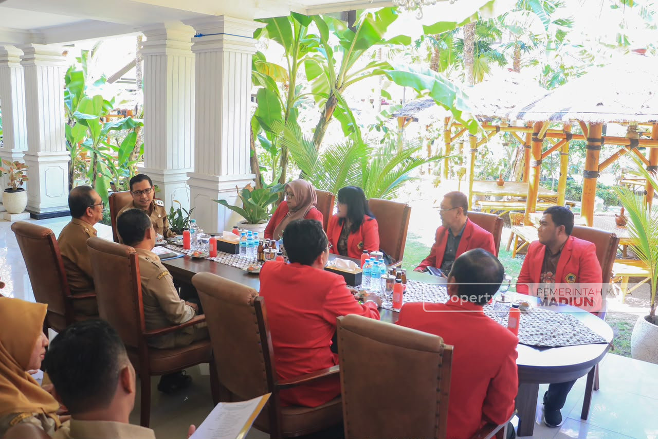 Perkuat SDM ASN, Pemkot Madiun Bahas Program RPL dan Beasiswa Bersama Untag Surabaya