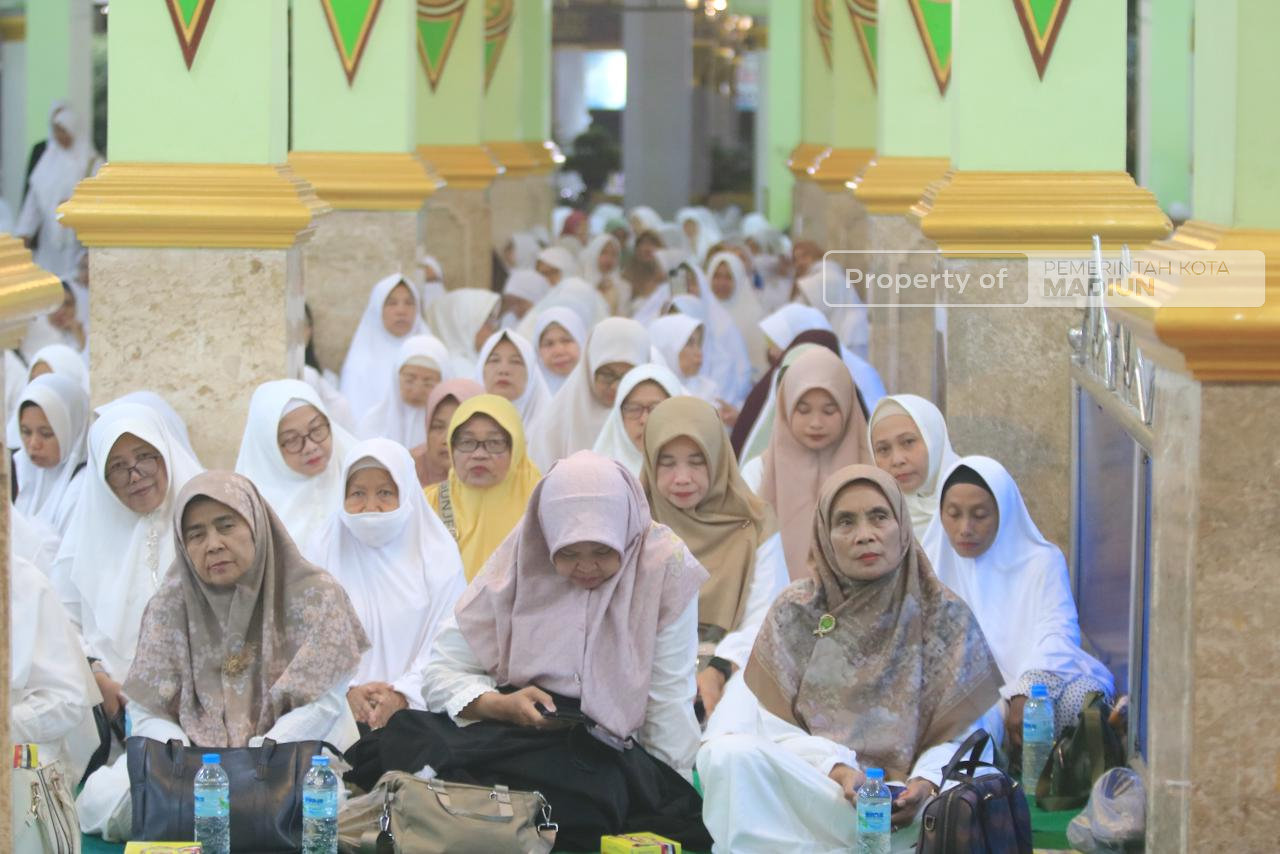 Hadiri Laialatut Ta`dhimwa Tasyakkur, Plt Wali Kota Ajak Masyarakat Jaga Kerukunan dan Bijak Hadapi Perbedaan