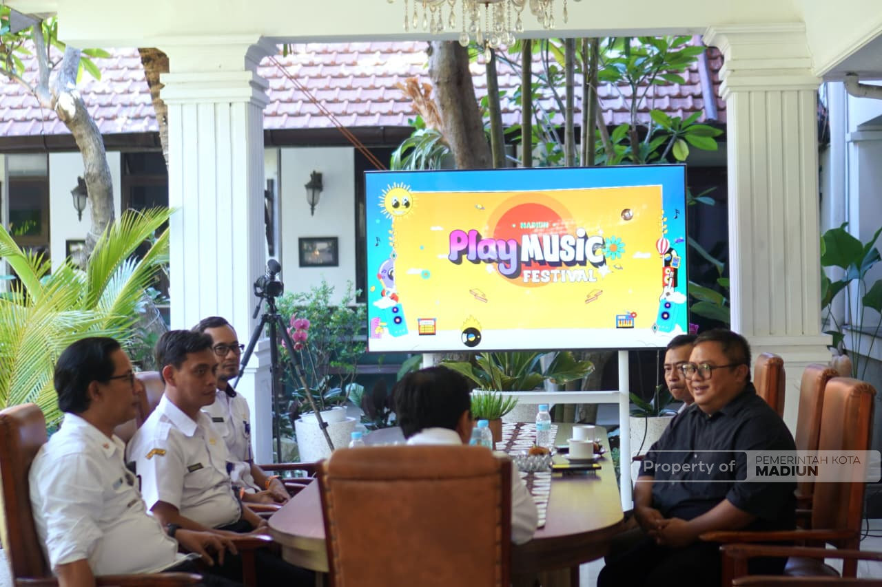 Terima Audiensi Promotor Madiun Play Music Festival, Plt Wali Kota Harap Konser Dongkrak Ekonomi Lokal
