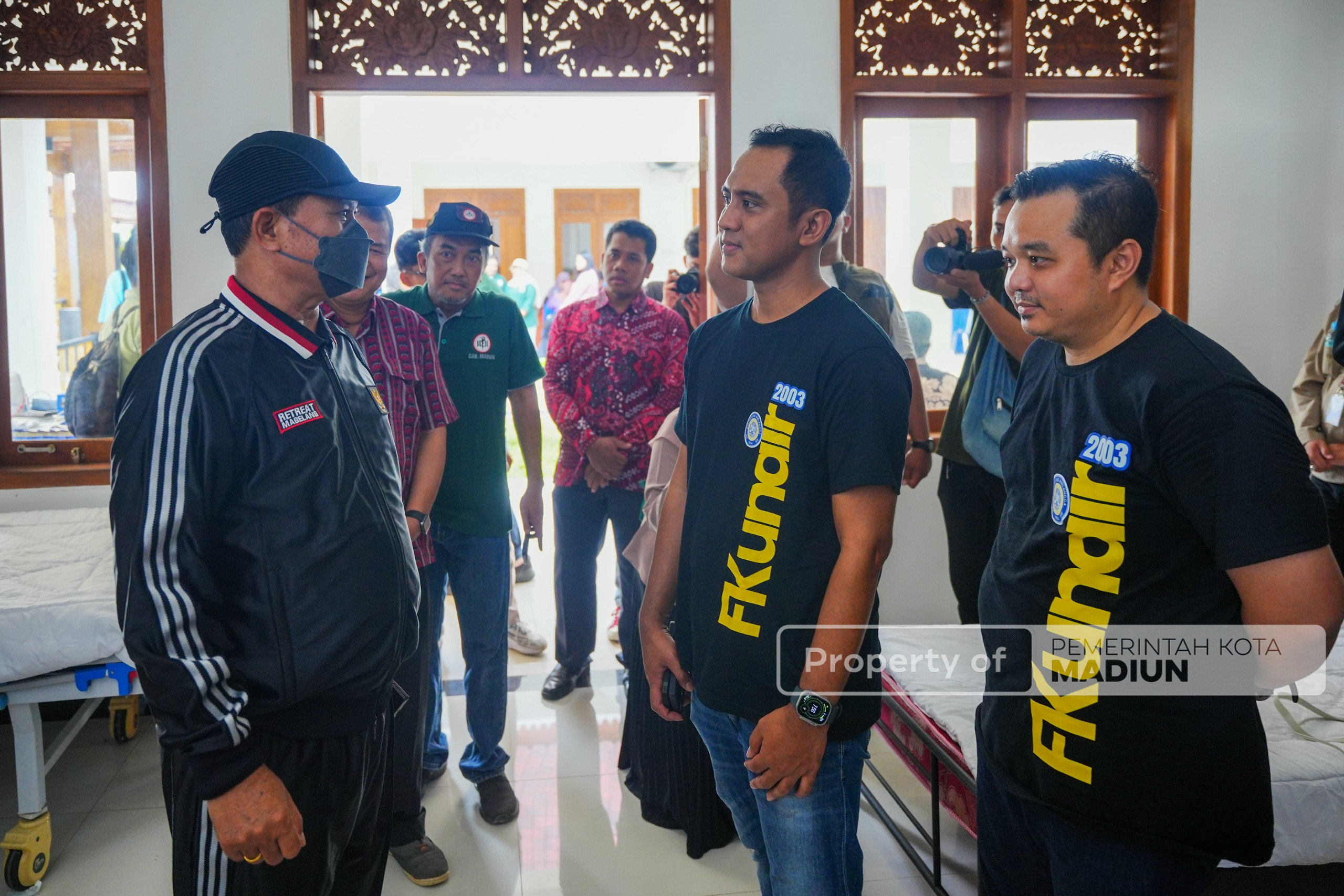 Tim FK Unair Gelar Pengabdian di Pondok Lansia Madiun, Wali Kota Harap Usia Harapan Hidup Capai 80 Tahun