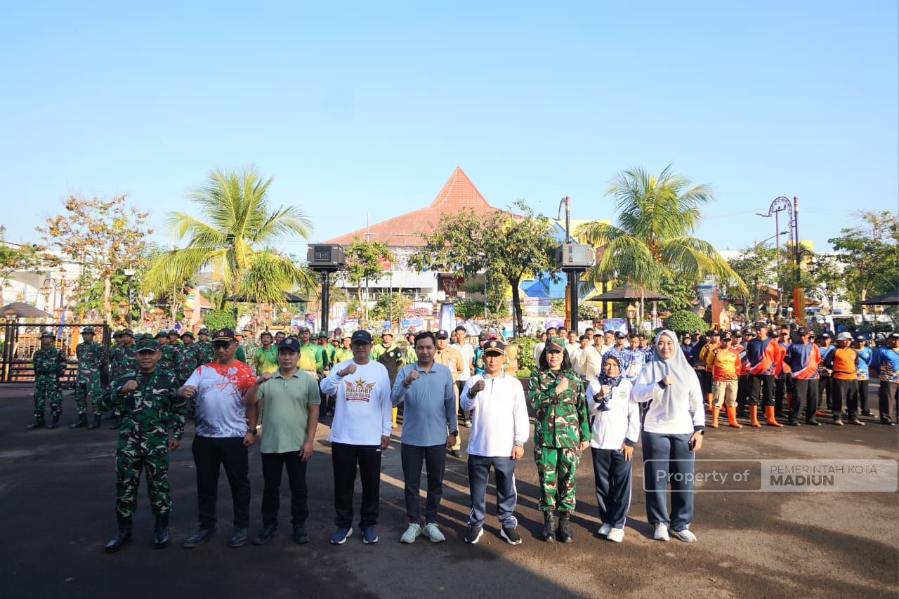 Pimpin Apel Pasukan Hijau, Plt Wali Kota Kerahkan Tim Bersihkan Kawasan RTM