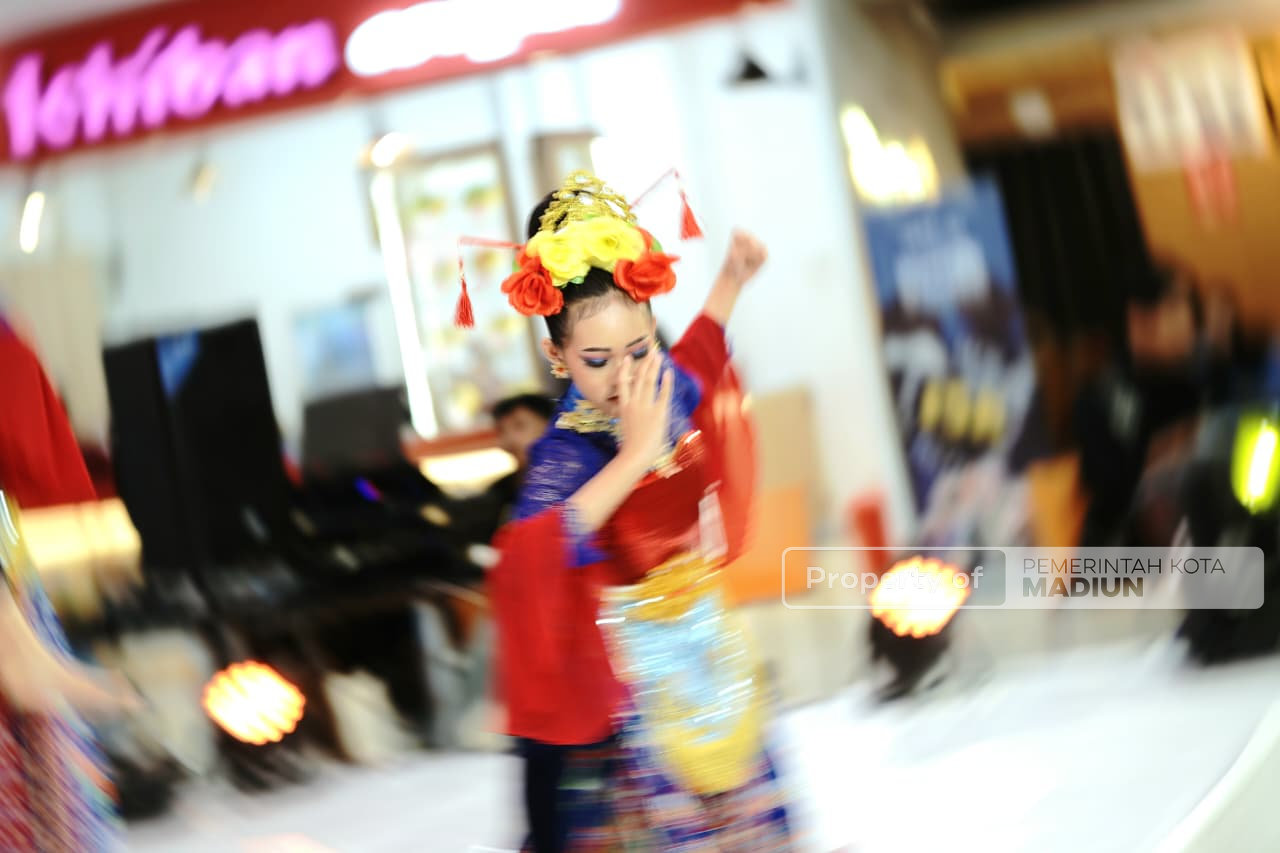 Resmi Buka Student Performance Vol. 4 Sang Penari, Wawali Madiun Sebut Seni Tari Jadi Motor Ekonomi Kreatif