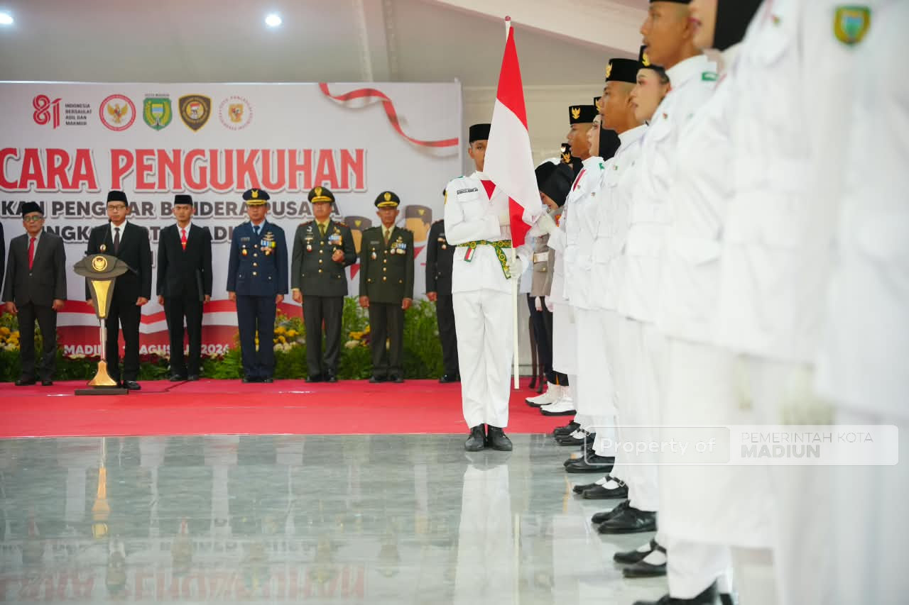 62 Paskibraka Kota Madiun Resmi Dikukuhkan, Plt Wali Kota Tekankan Tugas Mengawal Perjuangan Bangsa