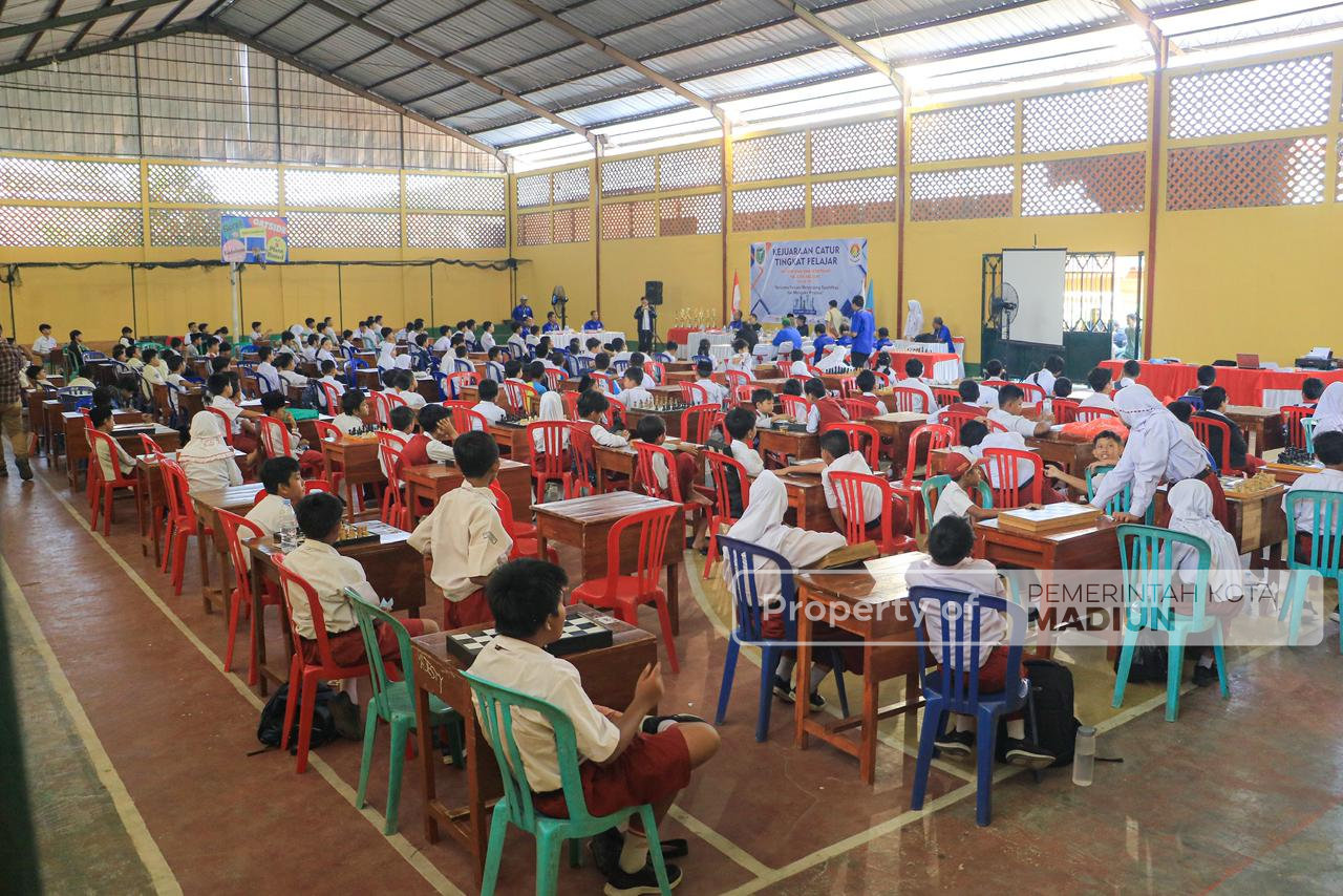 Wakil Wali Kota Madiun Buka Kejuaraan Catur Pelajar 2025, Dorong Prestasi dan Promosi Kota Lewat Catur