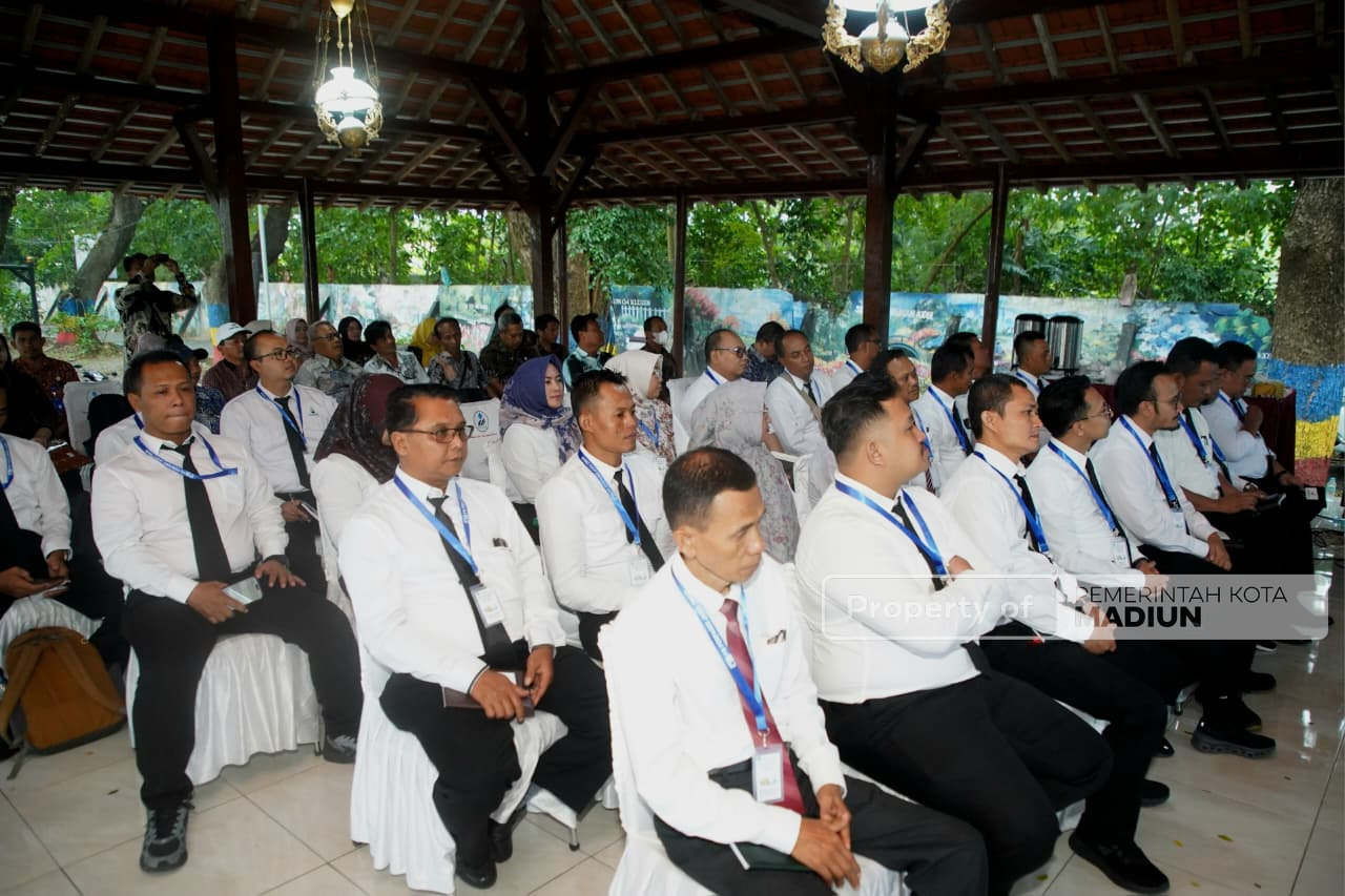 Terima Studi Lapangan PERPAMSI, Wali Kota Madiun Tekankan Sinergi Antardaerah
