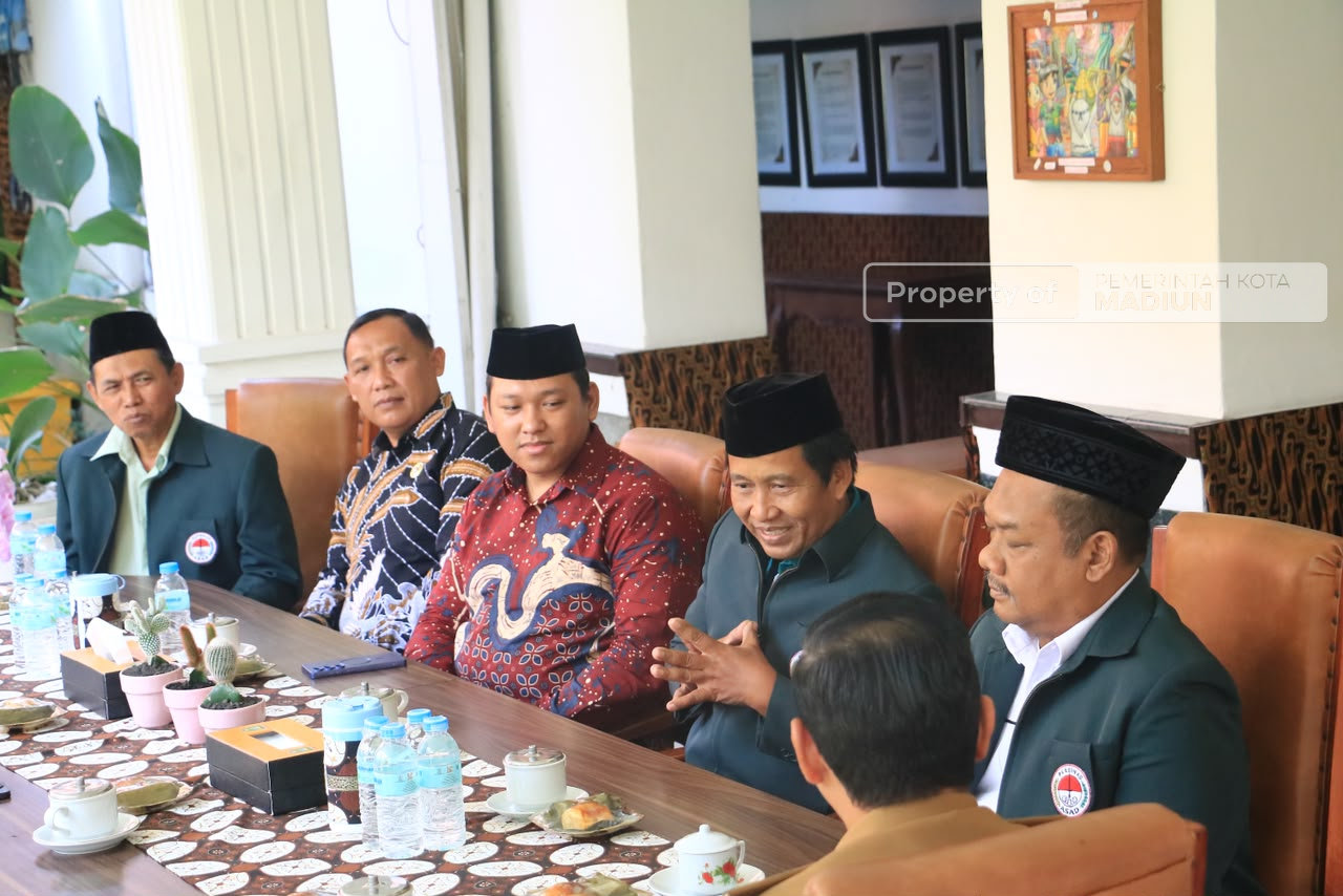 Terima Audiensi Persinas ASAD, Plt Wali Kota Sampaikan Apresiasi Atas Kontribusi Perguruan Pencak Silat