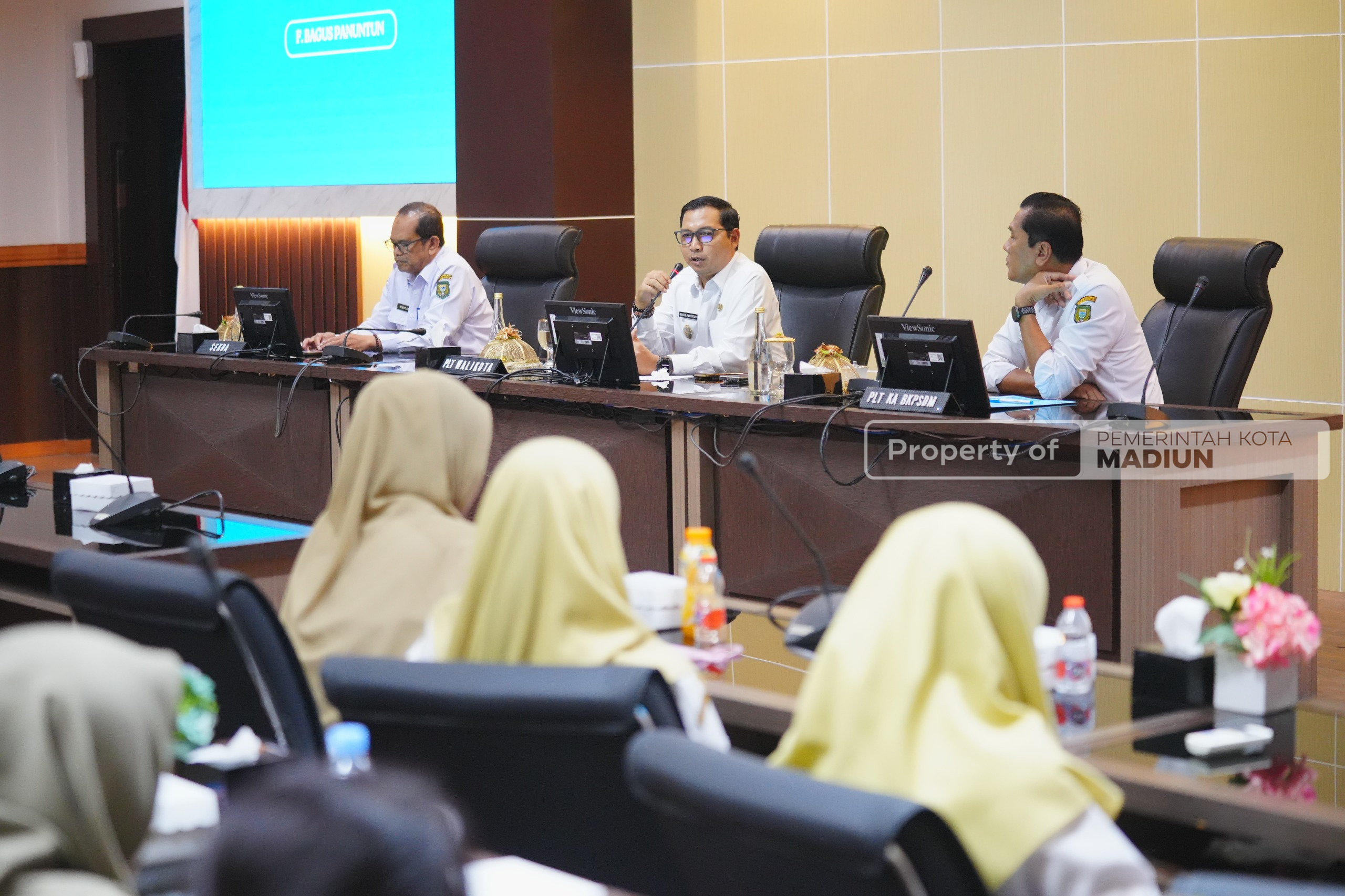 Kelompok Belajar Bahasa Inggris Resmi Dibentuk, Plt Wali Kota Perkuat SDM ASN