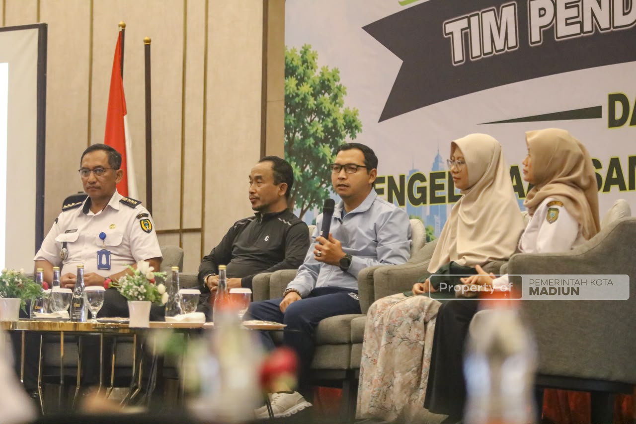 Buka Pelatihan Pendekar Hijau, Plt Wali Kota Siapkan Relawan Kawal Gerakan Pilah Sampah dari Rumah