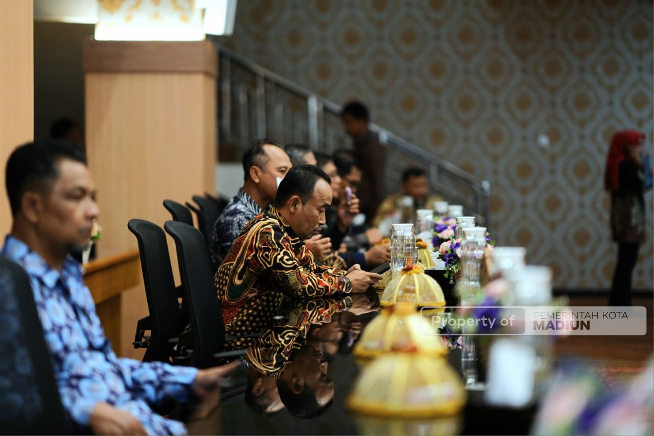 Delapan Fraksi DPRD Setujui Raperda Perubahan APBD 2026, Plt Wali Kota Pastikan Catatan Jadi Perhatian