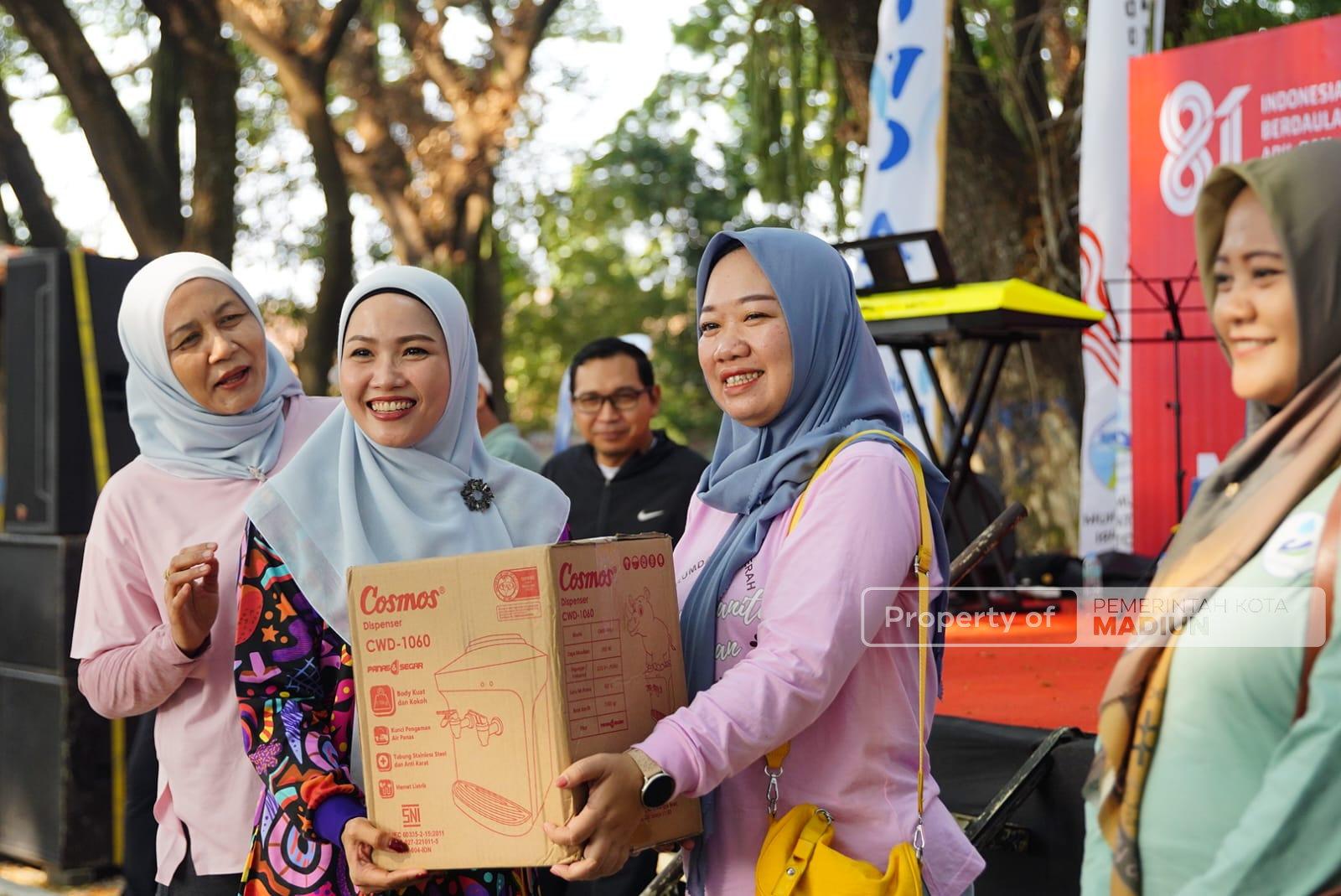 Plt Wali Kota Madiun Perkuat Sinergi BUMD Lewat Jalan Santai HUT ke-81 RI