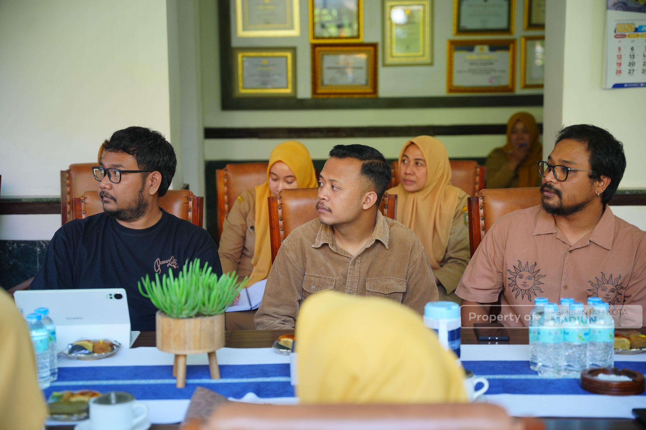 Pimpin Audiensi Jelang Launching Gerakan Pilah Sampah dari Rumah, Plt Tekankan Kesadaran Memilah Sampah dari Rumah