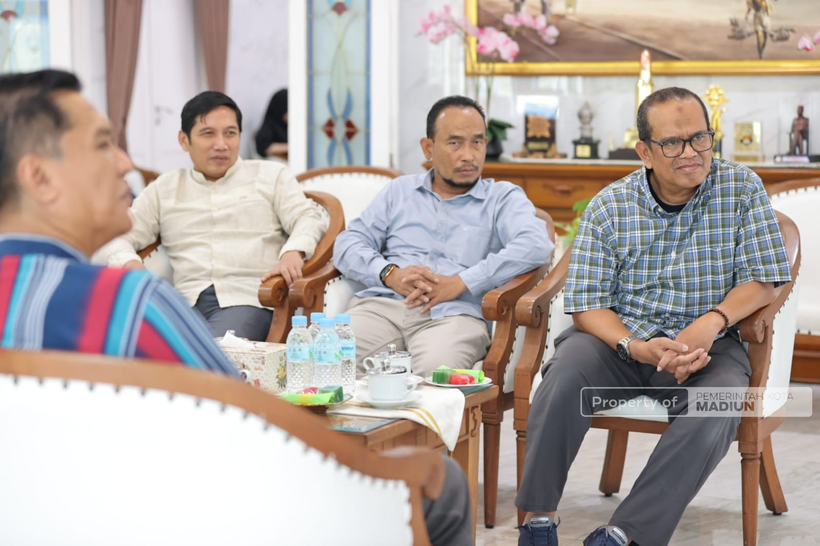 Terima Kunjungan Sesmenko Perekonomian, Plt Wali Kota Bahas Strategi Penguatan Ekonomi