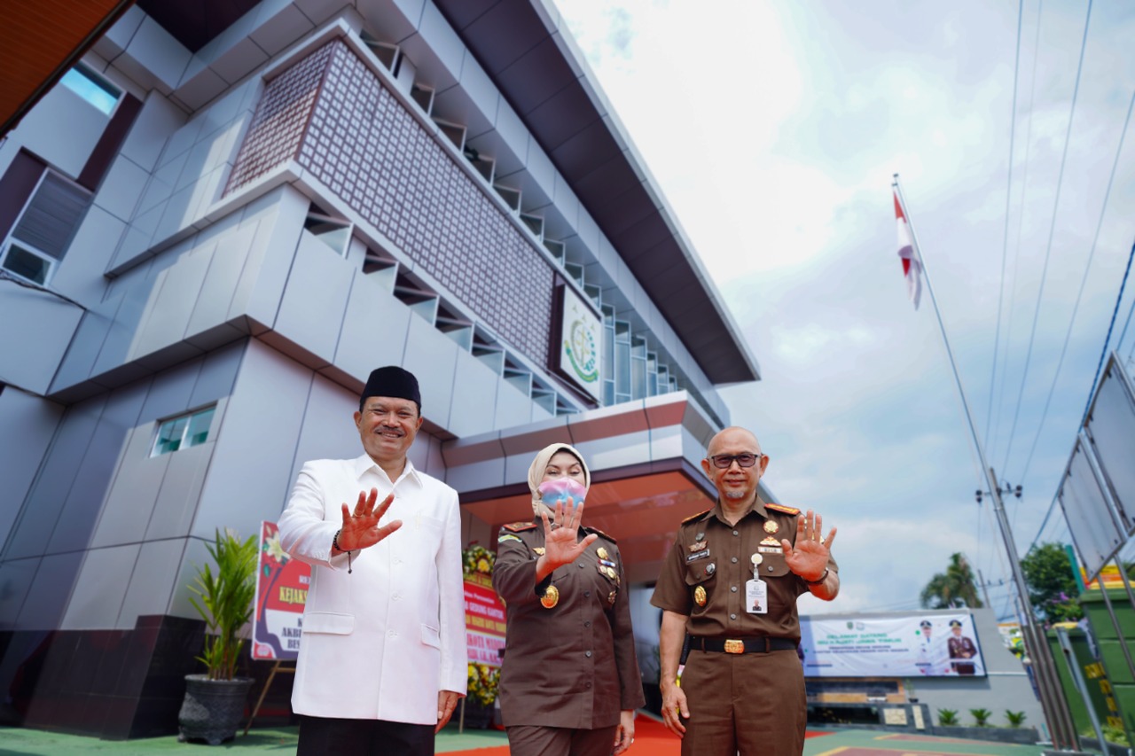 Resmikan Wajah Baru Kantor Kejaksaan, Wali Kota: Kantor Pelayanan Harus Bagus