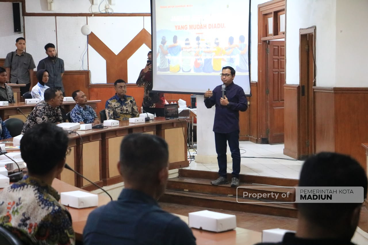 Bekali Materi Calon Paskibraka, Plt Wali Kota Harap Paskibraka Tetap Berkontribusi Usai Tugas Upacara