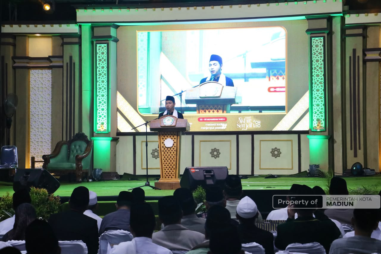 Hadiri Haflah Akhirusanah Ponpes Al-Mardliyyah, Plt Wali Kota Harap Para Santri Berlanjut ke Jenjang Kuliah