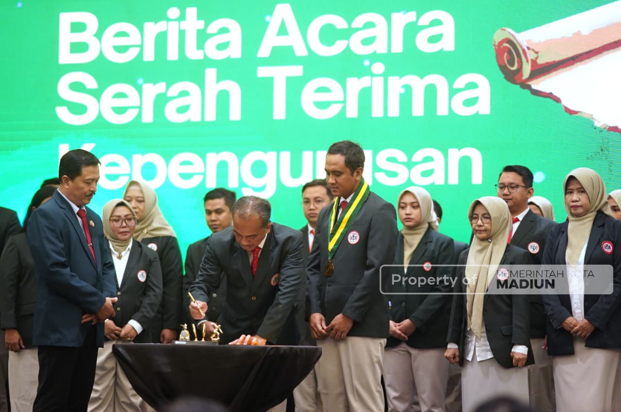 Hadiri Pelantikan Pengurus IDI Cabang Madiun, Dr. Maidi Tekankan Kolaborasi Wujudkan Kota Madiun Maju Mendunia