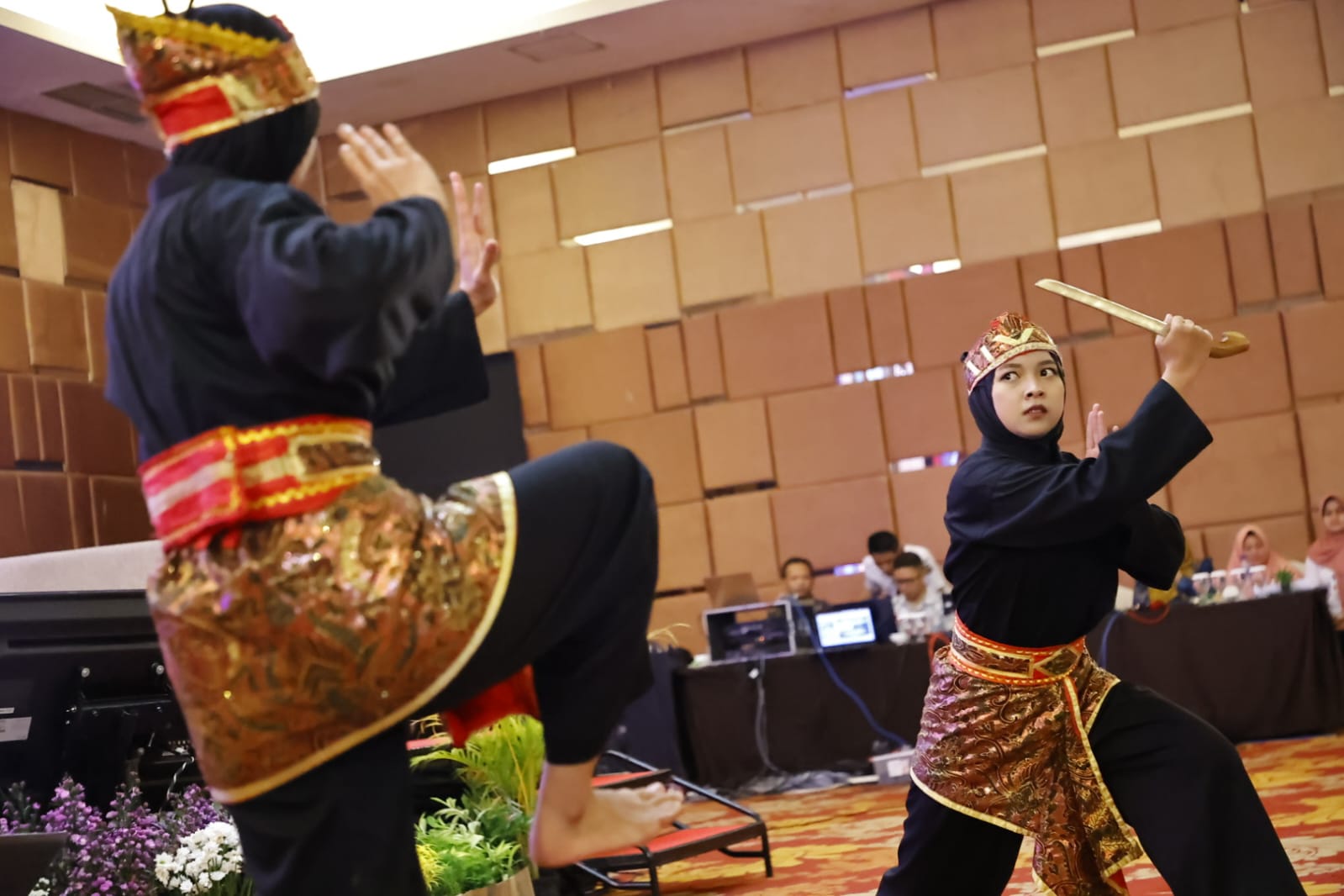 Jadi Narasumber Seminar Penanaman Modal, Wali Kota Sampaikan Daya Tarik Kota Untuk Gaet Investor