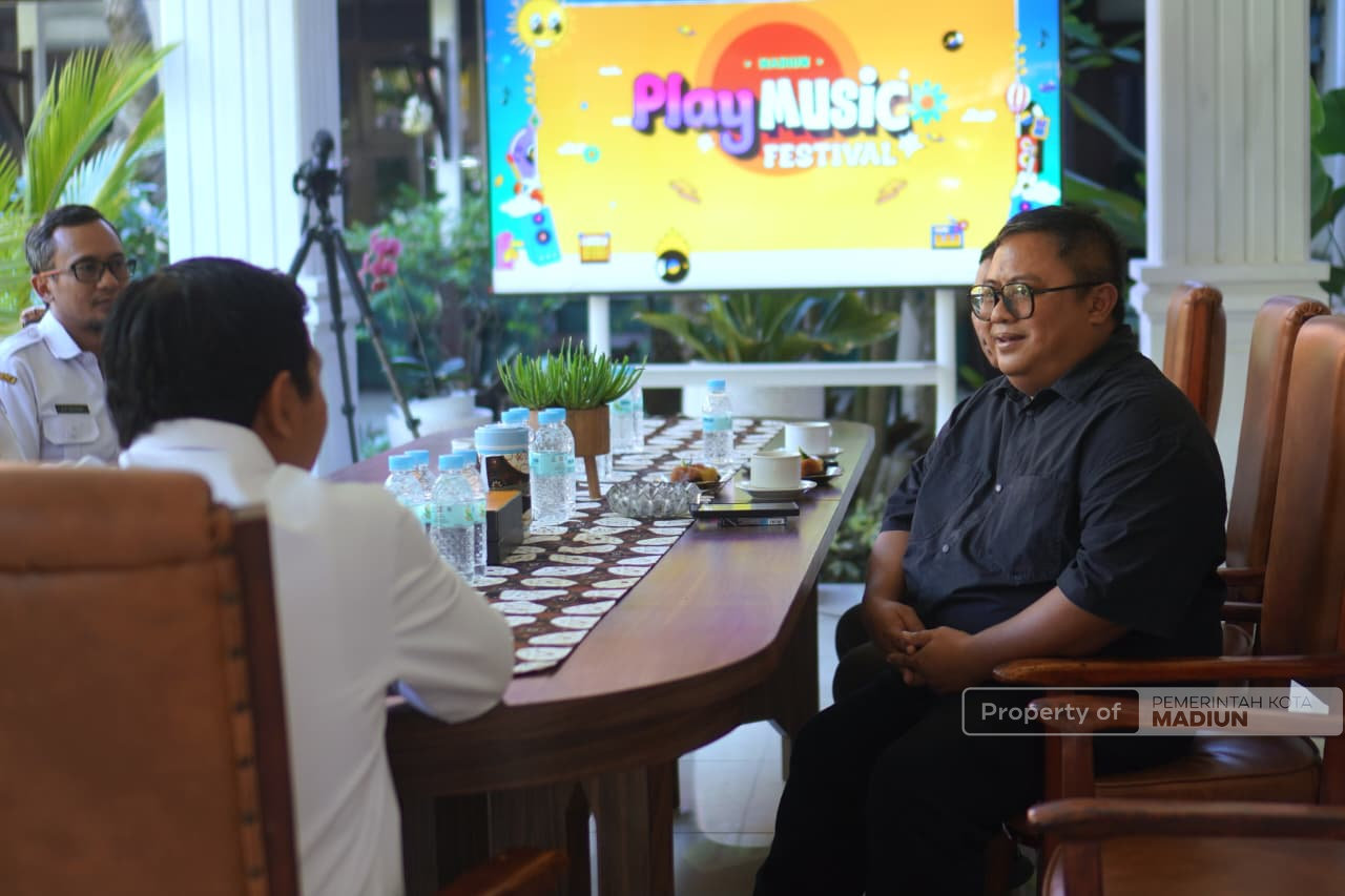 Terima Audiensi Promotor Madiun Play Music Festival, Plt Wali Kota Harap Konser Dongkrak Ekonomi Lokal