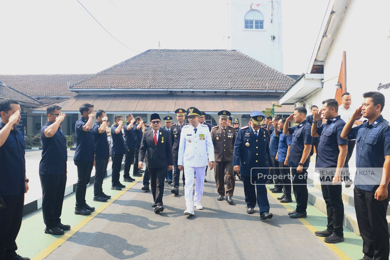 Plt Wali Kota Hadiri Penyerahan Remisi Warga Binaan Lapas I Madiun