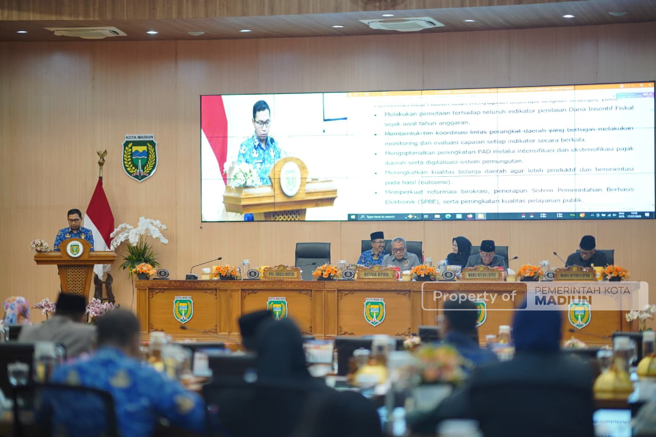 Jawab Pandangan Fraksi-Fraksi DPRD, Plt Wali Kota Tegaskan Komitmen Perkuat Tata Kelola Keuangan Daerah