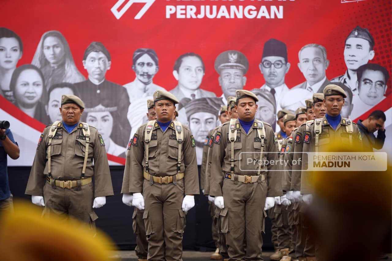 Pimpin Apel Hari Pahlawan, Wali Kota Harap Semangat Pejuang Terus Hidup di Kota Madiun