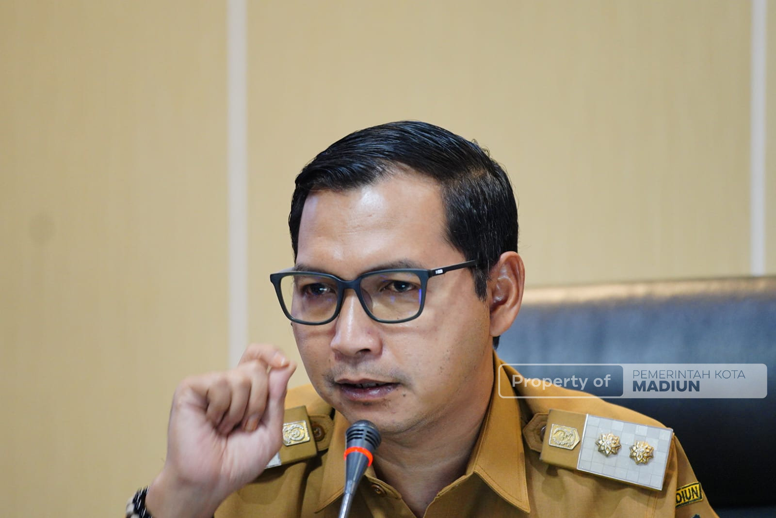 Plt Wali Kota Madiun Tekankan Penguatan Data Kelurahan dalam Rakor WBR dan Pemutakhiran DTSEN