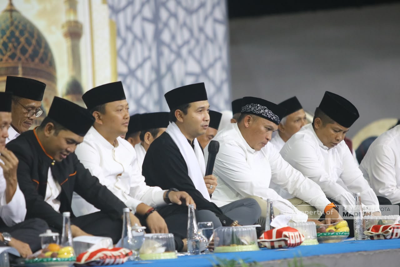 Lewat Madiun Bersholawat dan Kenduri Akbar, Plt Wali Kota Harap Semua Masyarakat Turut Mendoakan Kota Pendekar