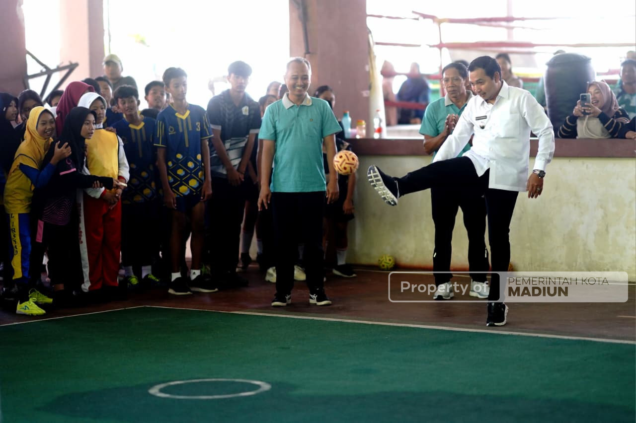 Kejurkot Sepak Takraw Resmi Dibuka, Wawali Tekankan Pembentukan Karakter Atlet Muda