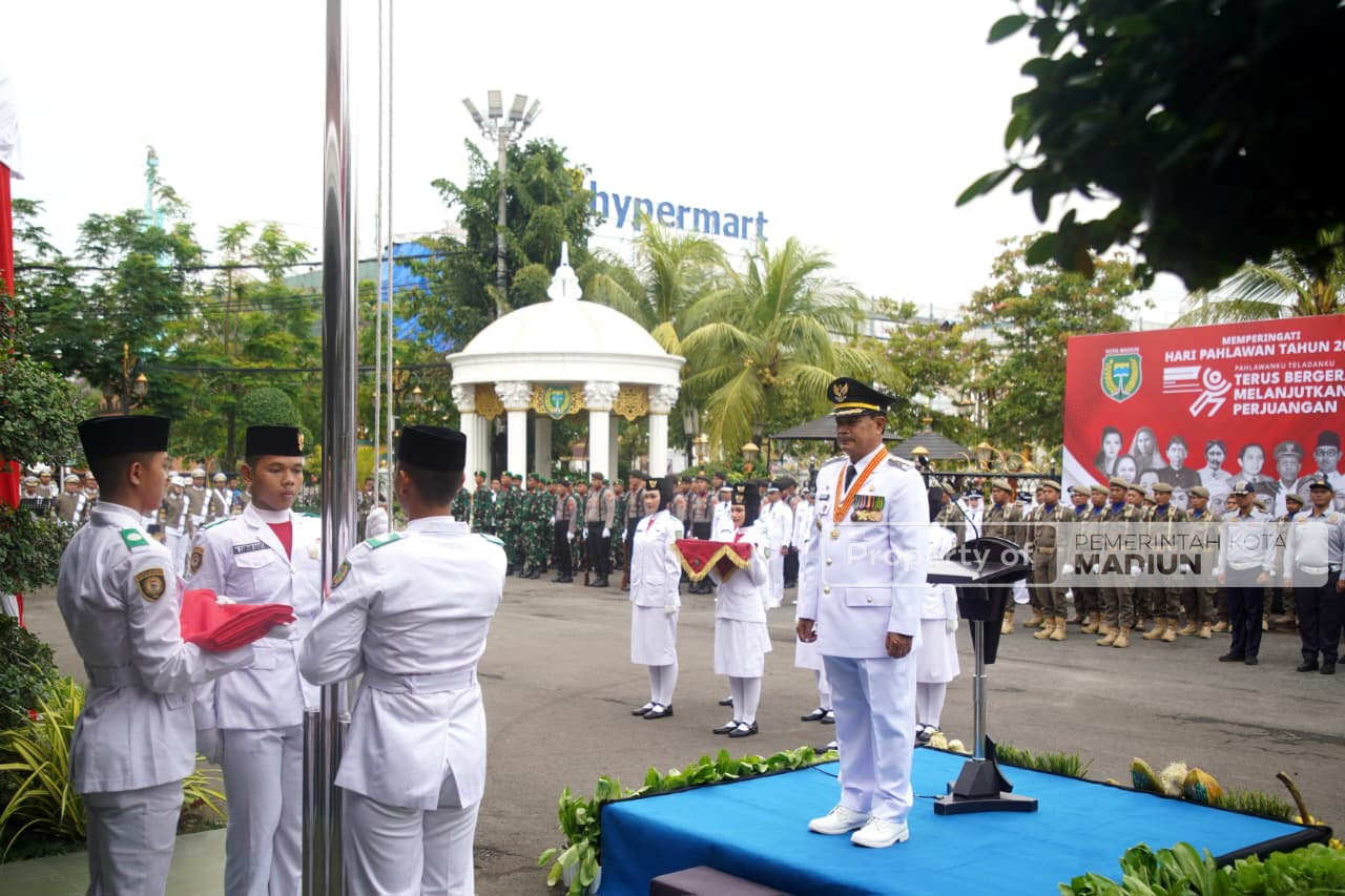 Pimpin Apel Hari Pahlawan, Wali Kota Harap Semangat Pejuang Terus Hidup di Kota Madiun