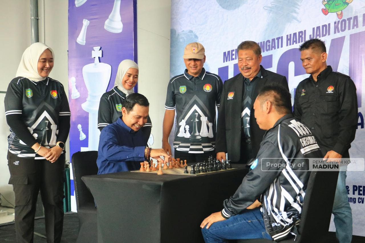 Buka Turnamen Catur dan Resmikan Pabrik Baru, Plt Wali Kota Madiun Harap Investasi dan Pembinaan Atlet Makin Berkembang