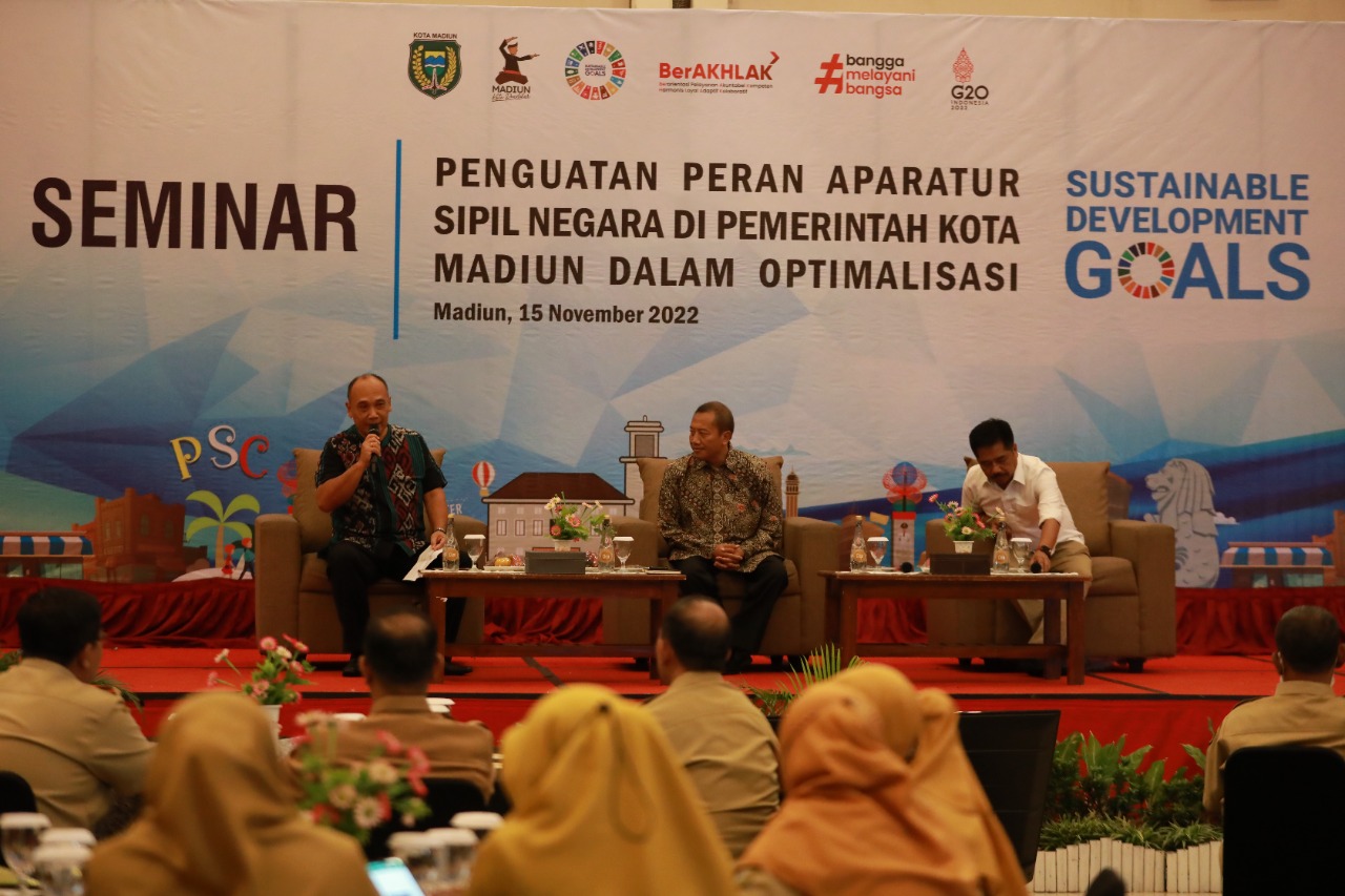 Tugas Luar Kota, Wali Kota Beri Pengarahan ASN Secara Virtual