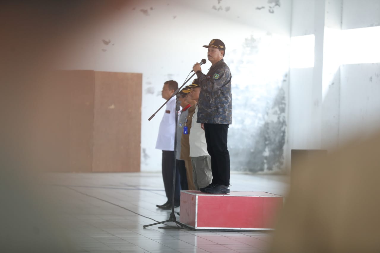 Pimpin Apel Tim Gabungan Pasar Besar Madiun, Wali Kota Pesan Jaga Ketertiban