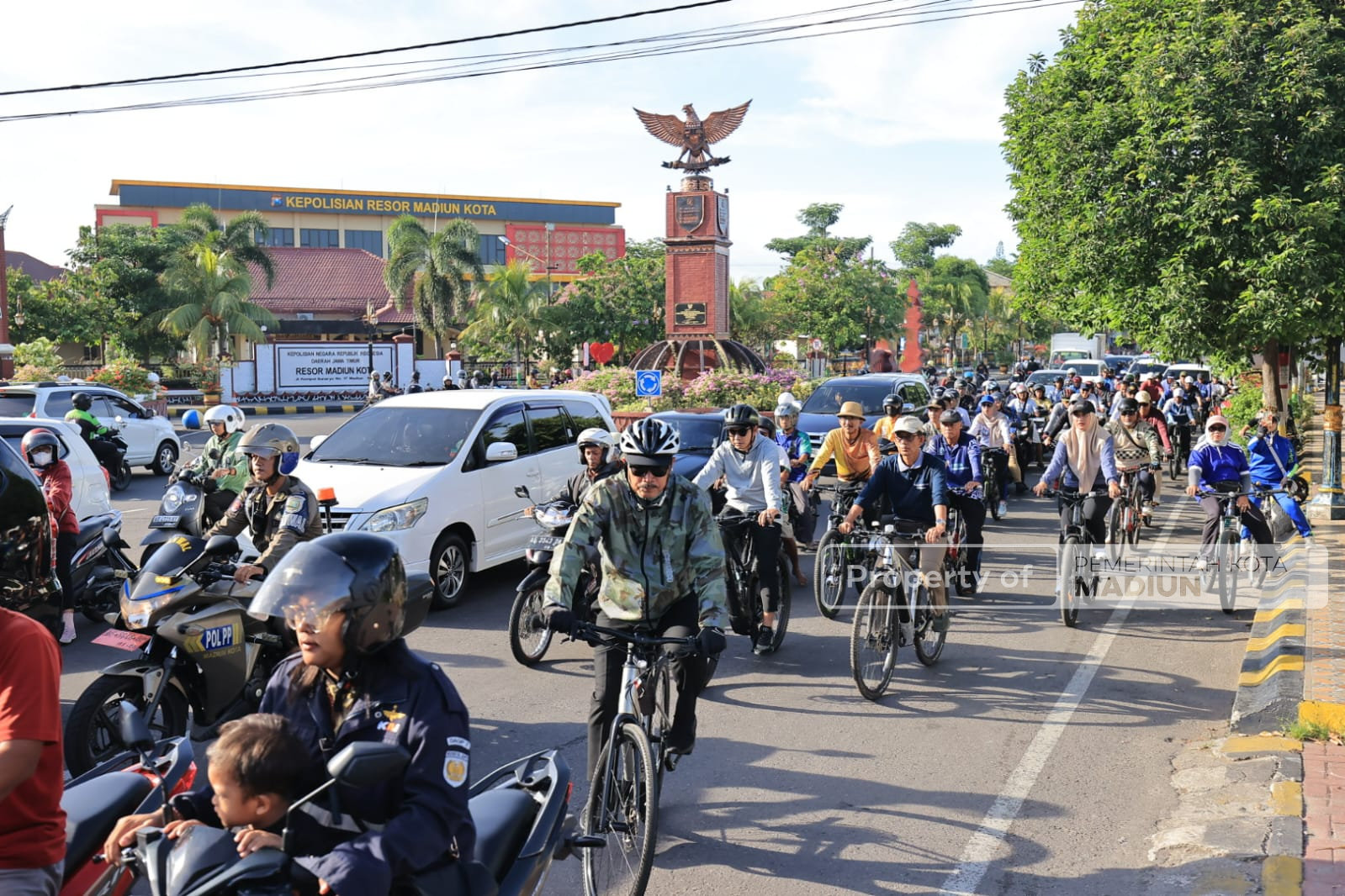 Gowes Cek Fasum, Wali Kota Madiun Berencana Sempurnakan Taman Hutan Kota