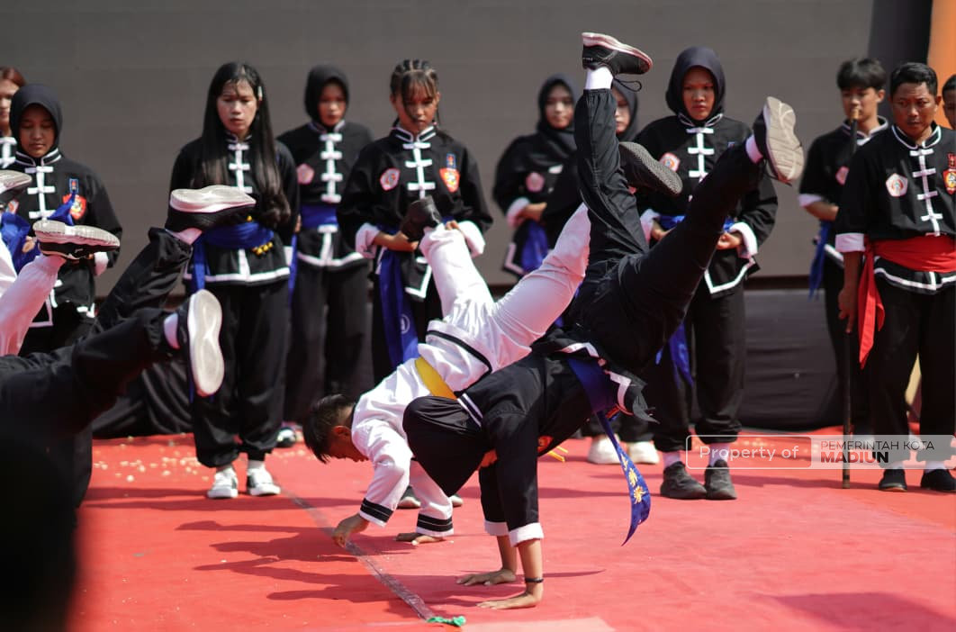 Berlangsung Sukses, Plt Wali Kota Targetkan Kirab Budaya Pencak Silat Tahun Depan Bertaraf Nasional